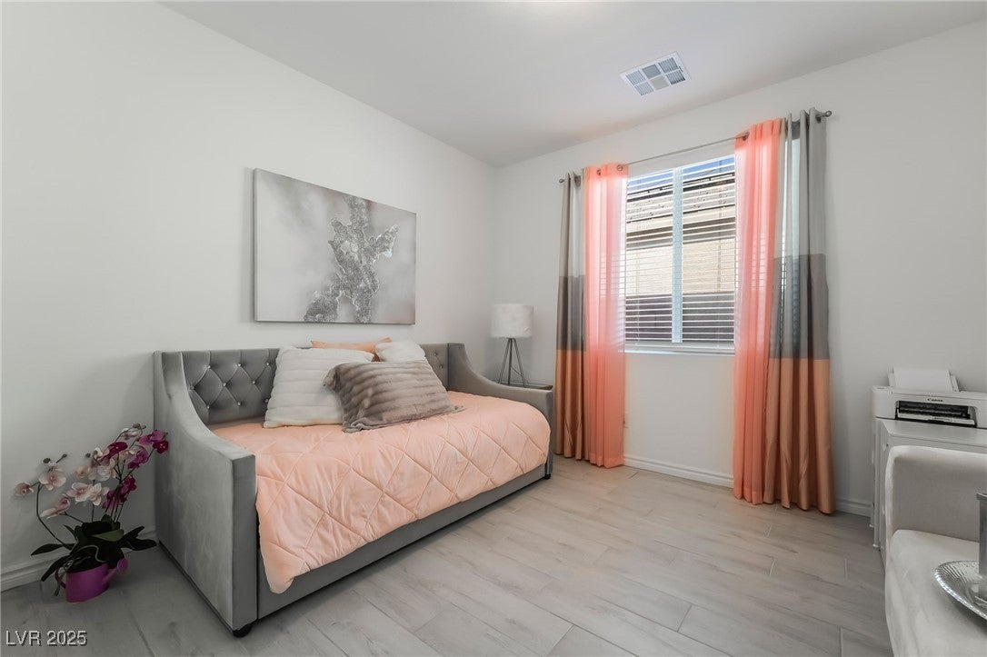 Henderson, Nevada, 89052, United States, 3 Bedrooms Bedrooms, ,2 BathroomsBathrooms,Residential,For Sale,1943155
