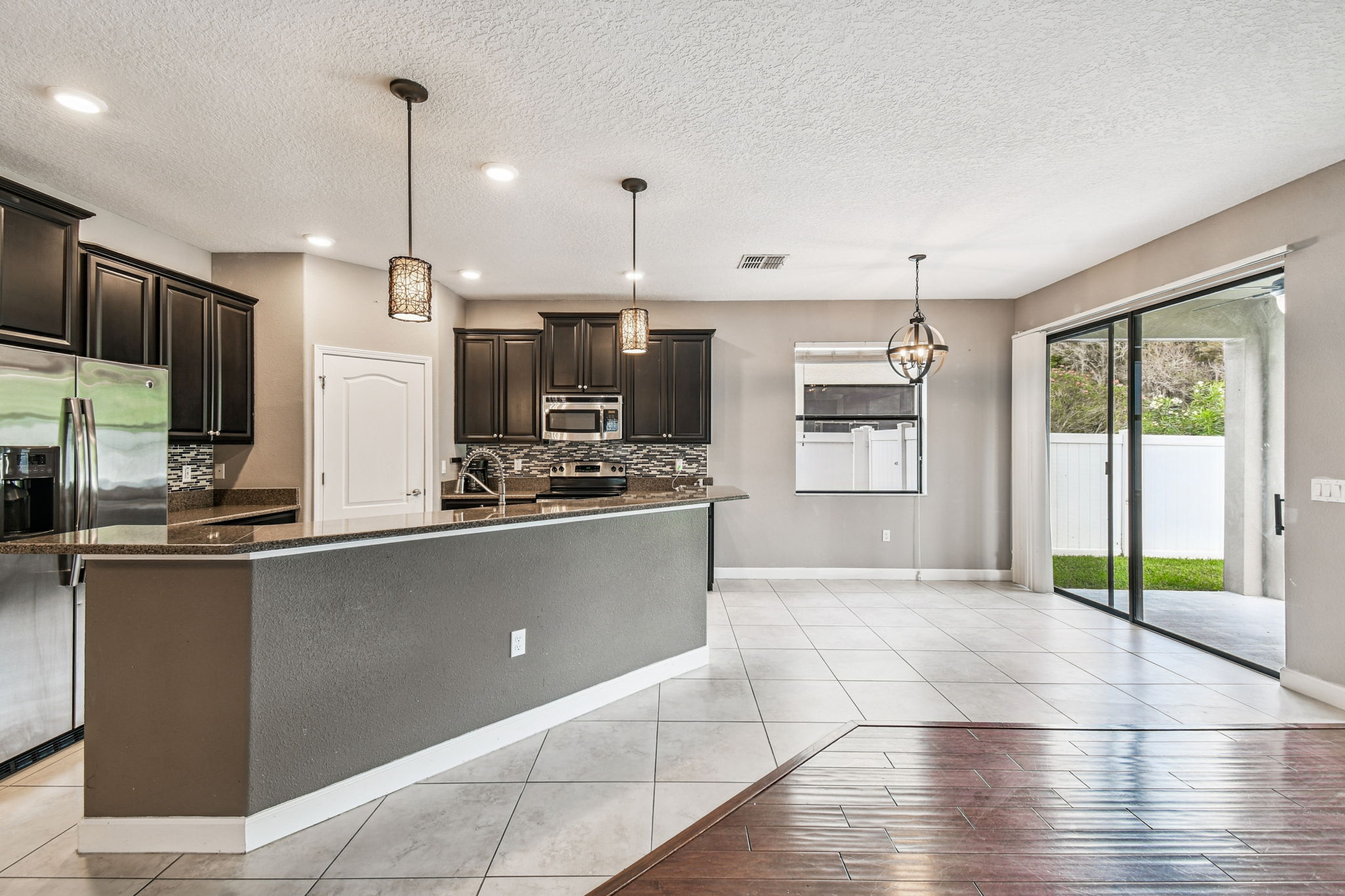 New Port Richey, Florida, 34655, United States, 6 Bedrooms Bedrooms, ,4 BathroomsBathrooms,Residential,For Sale,1980137