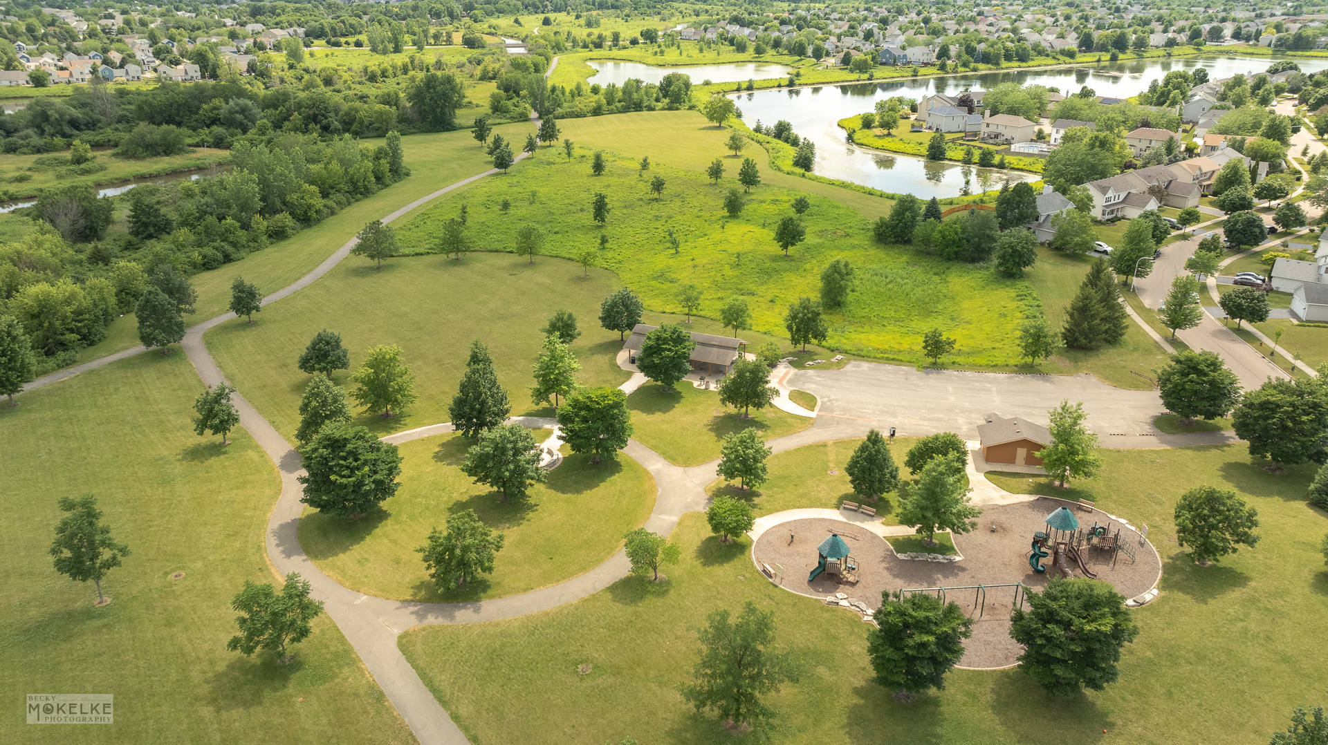 Montgomery, Illinois, 60538, United States, 5 Bedrooms Bedrooms, ,4 BathroomsBathrooms,Residential,For Sale,1925082