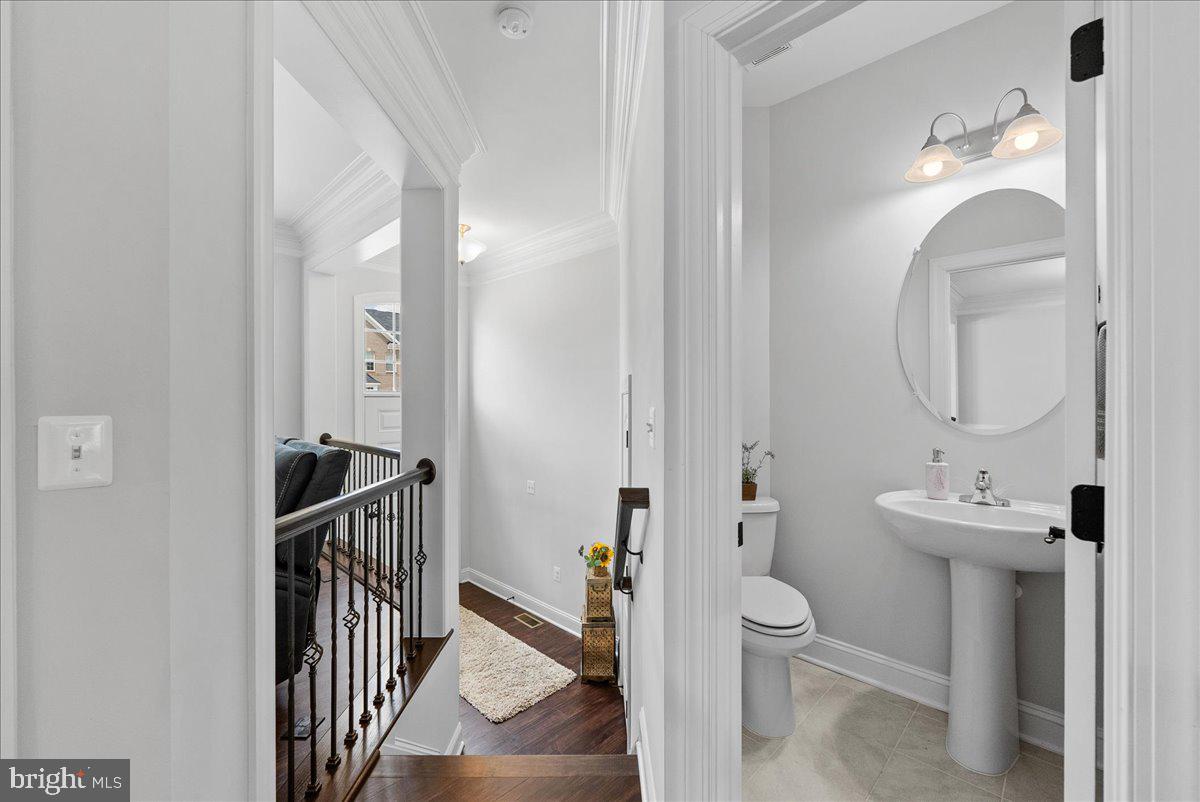 Woodbridge, Virginia, 22193, United States, 3 Bedrooms Bedrooms, ,4 BathroomsBathrooms,Residential,For Sale,1921081
