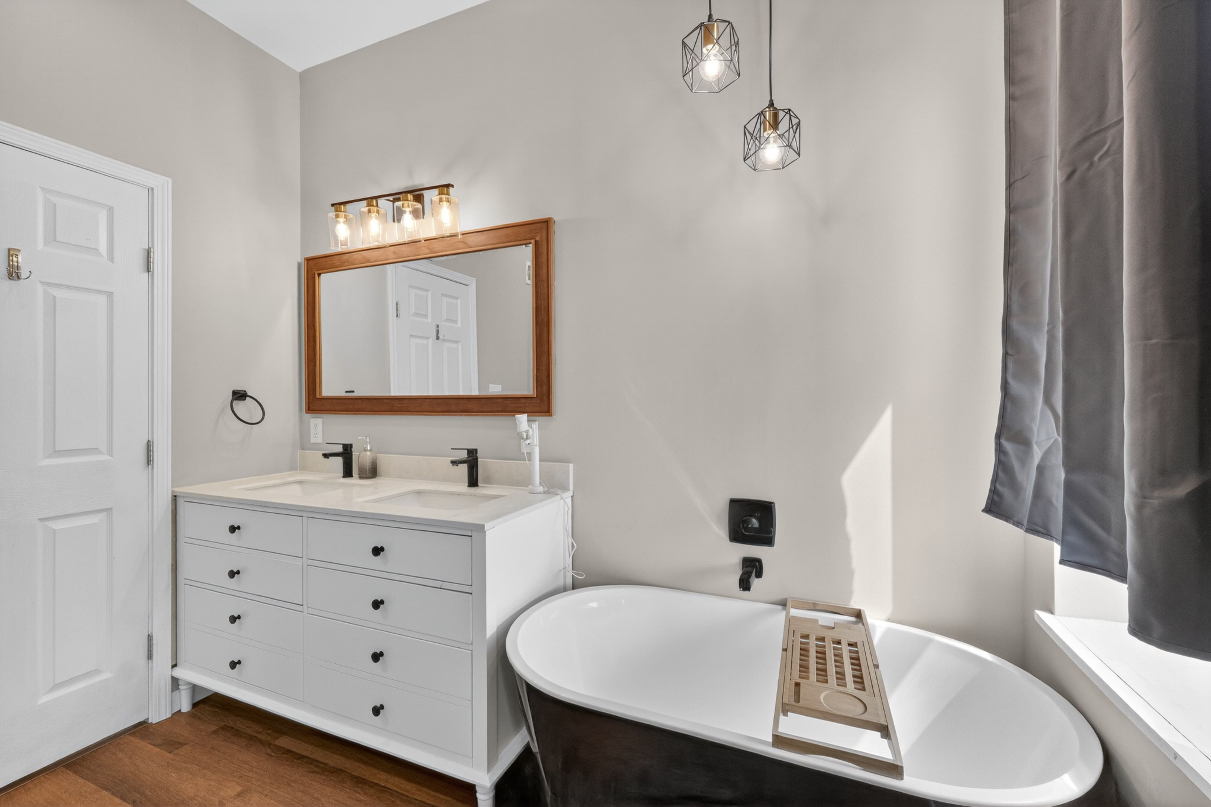  Beautifully updated, inviting home - 物件實景