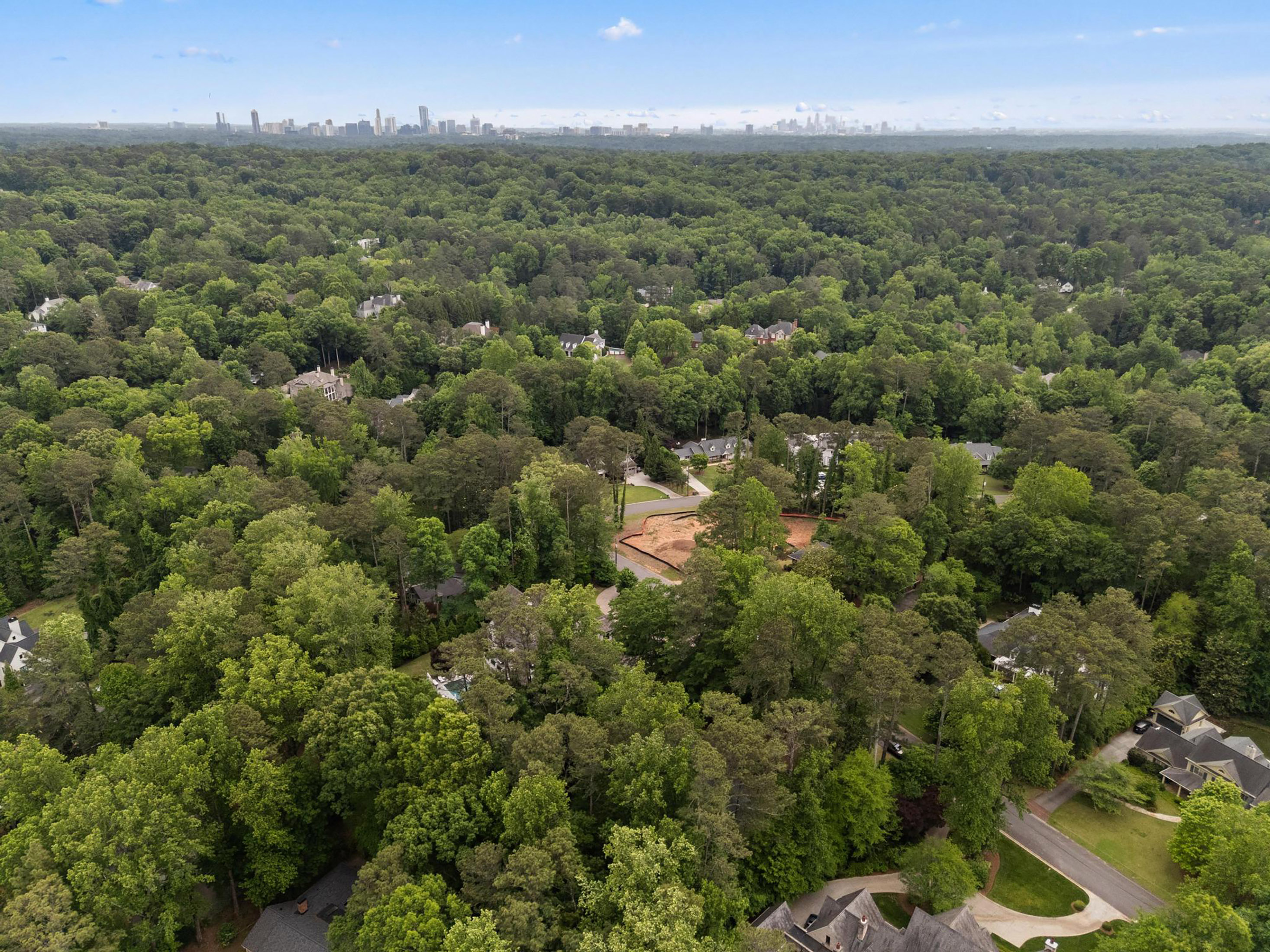  Exceptional Lot, Unbeatable Location and Endless Potential - 物件實景
