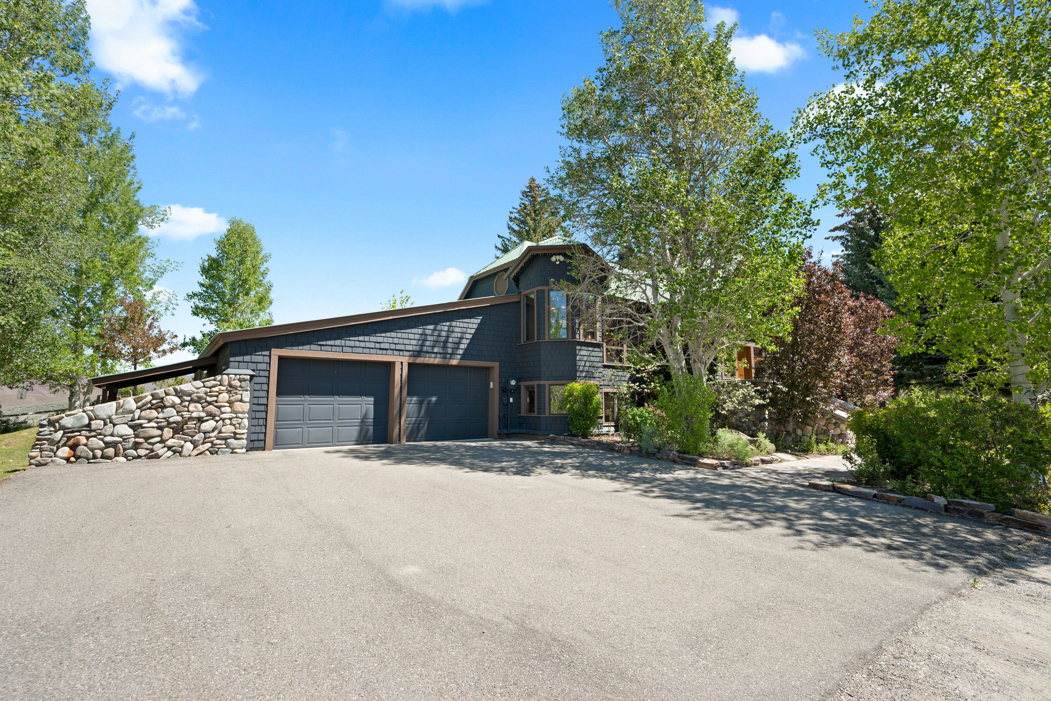  Canyon View Home on 5+ Acres with Pickleball Court - 物件實景