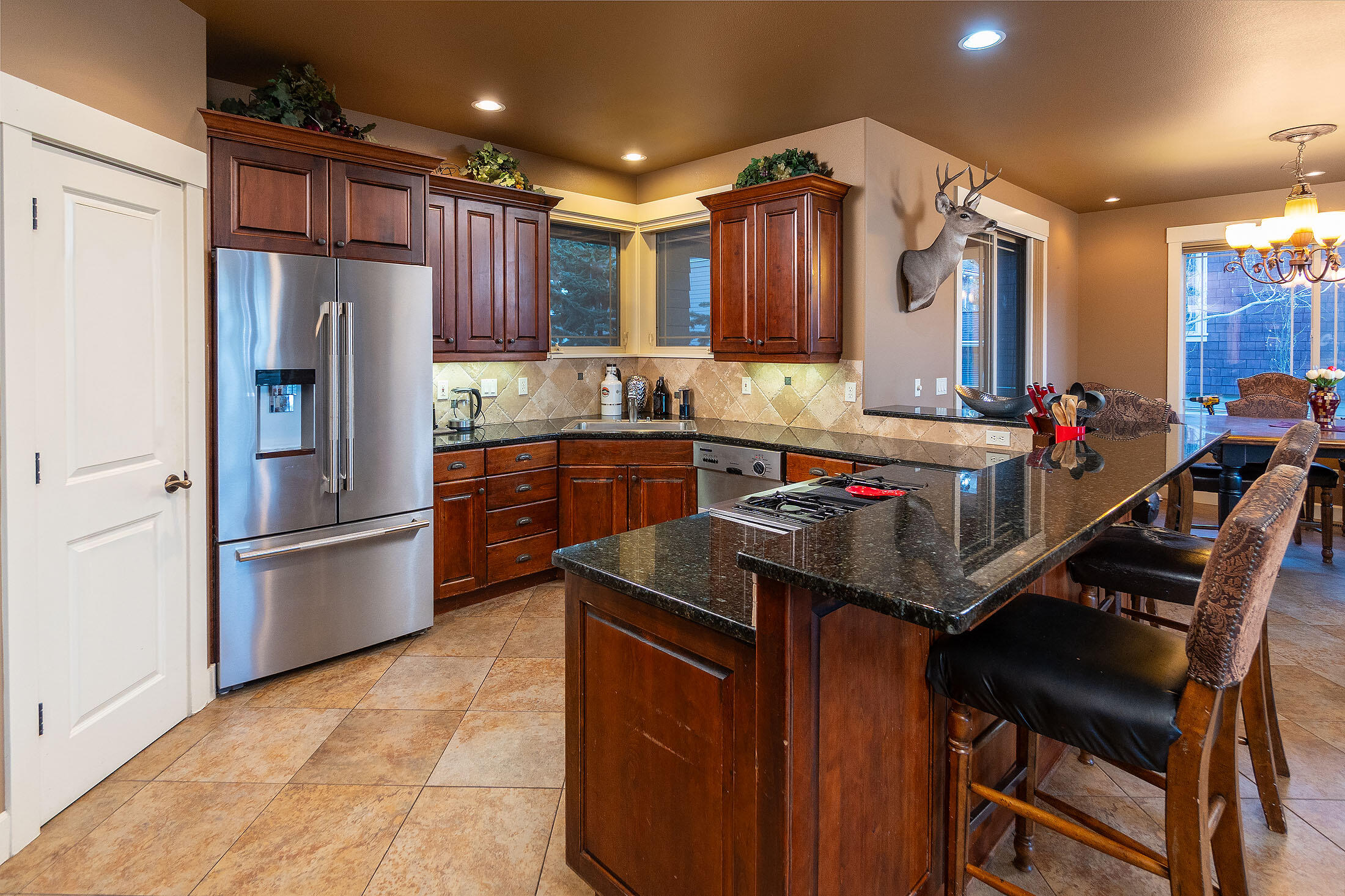 Bend, Oregon, 97703, United States, 4 Bedrooms Bedrooms, ,3 BathroomsBathrooms,Residential,For Sale,1805310