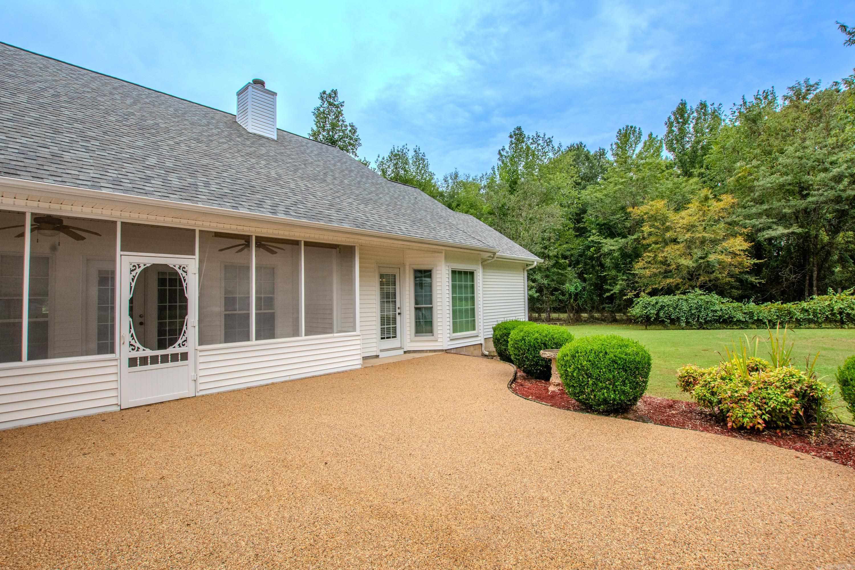 Benton, Arkansas, 72019, United States, 4 Bedrooms Bedrooms, ,4 BathroomsBathrooms,Residential,For Sale,1932840