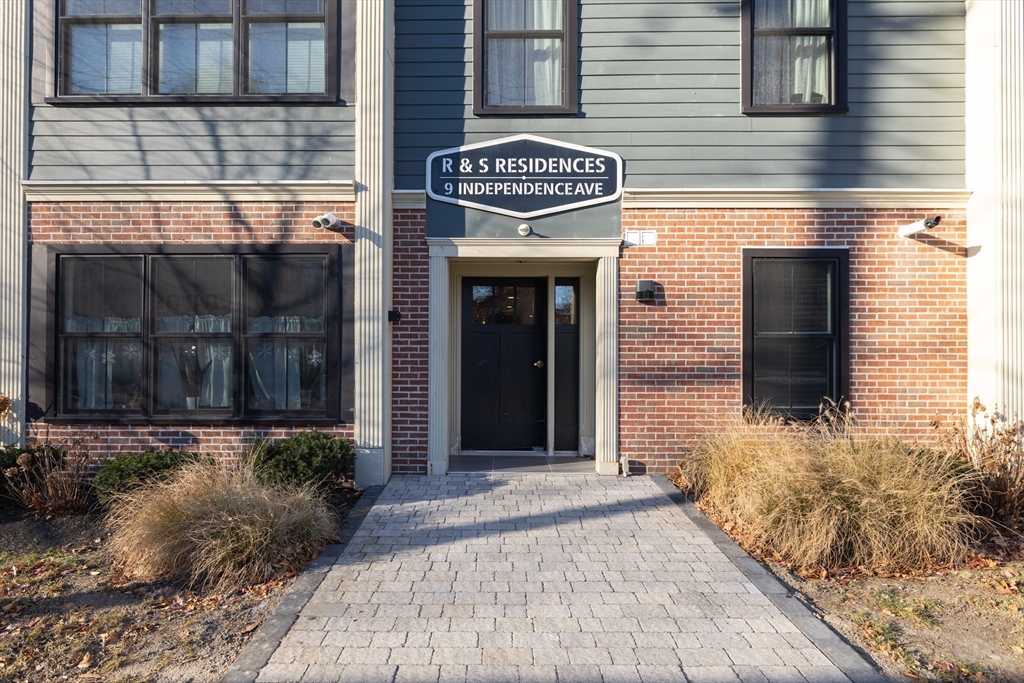 Braintree, Massachusetts, 02184, United States, 2 Bedrooms Bedrooms, ,2 BathroomsBathrooms,Residential,For Sale,2003419