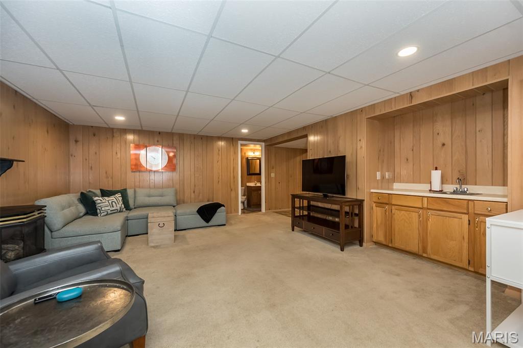 Wildwood, Missouri, 63005, United States, 4 Bedrooms Bedrooms, ,5 BathroomsBathrooms,Residential,For Sale,1866862