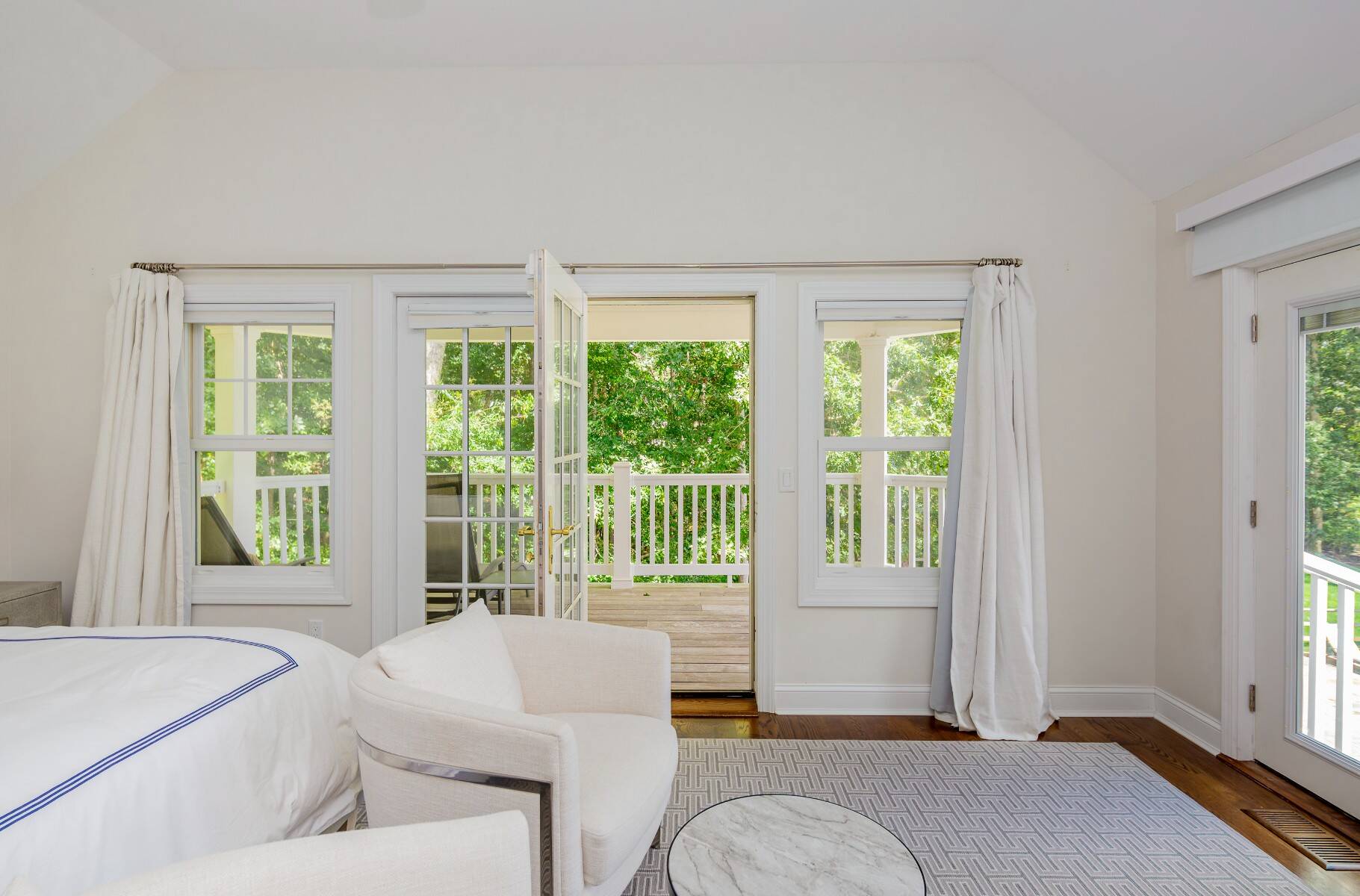  Serene Gated Retreat with Farm Vistas in Water Mill - 物件實景