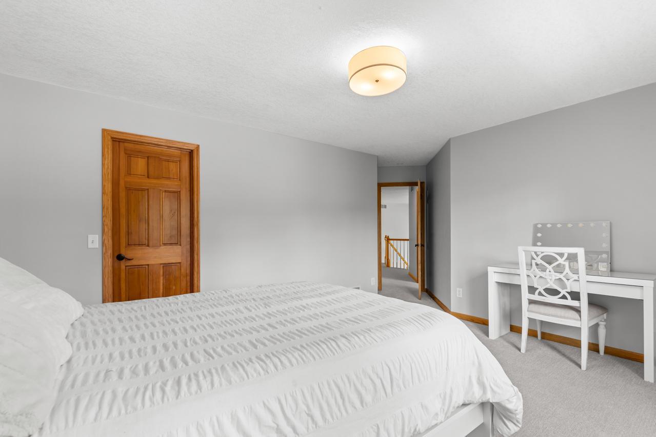 Chanhassen, Minnesota, 55317, United States, 5 Bedrooms Bedrooms, ,3 BathroomsBathrooms,Residential,For Sale,1926226