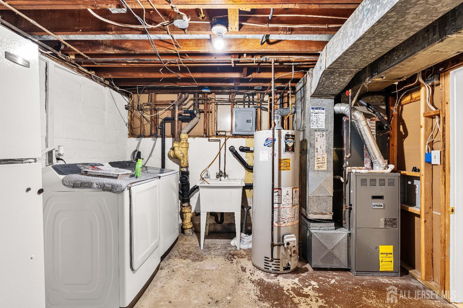 Old Bridge, New Jersey, 08857, United States, 4 Bedrooms Bedrooms, ,2 BathroomsBathrooms,Residential,For Sale,1983937