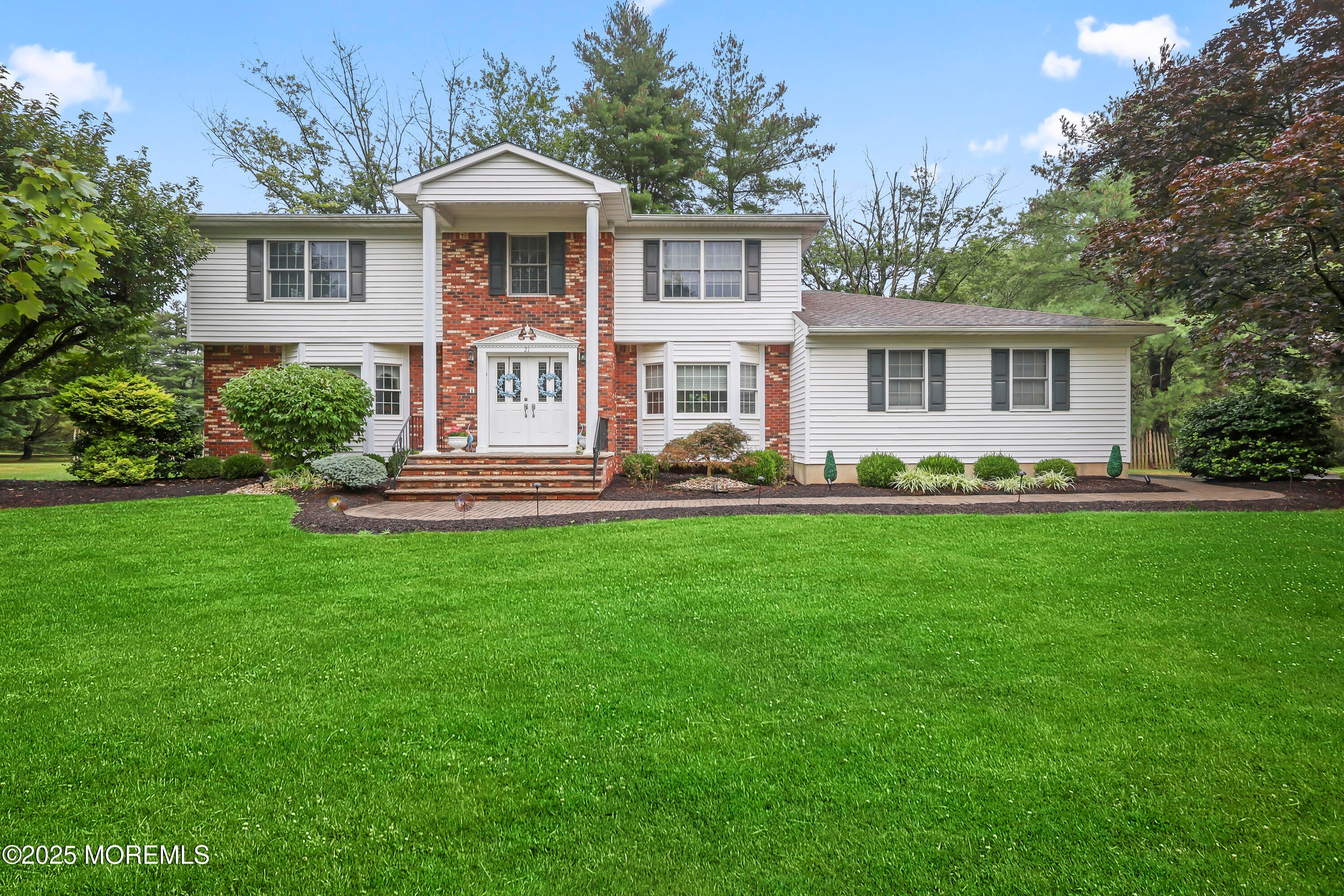 Marlboro, New Jersey, 07746, United States, 5 Bedrooms Bedrooms, ,3 BathroomsBathrooms,Residential,For Sale,1924539