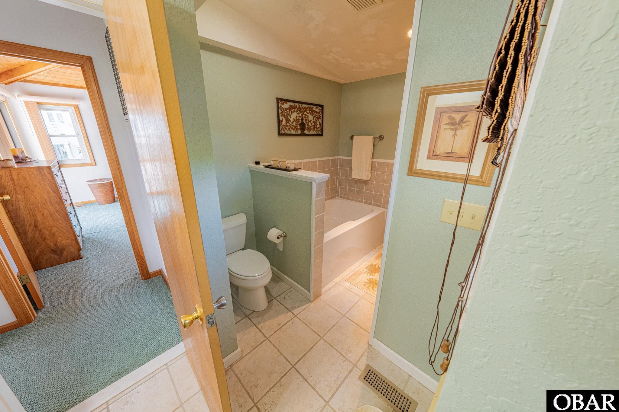 Southern Shores, North Carolina, 27949, United States, 4 Bedrooms Bedrooms, ,2 BathroomsBathrooms,Residential,For Sale,1877502