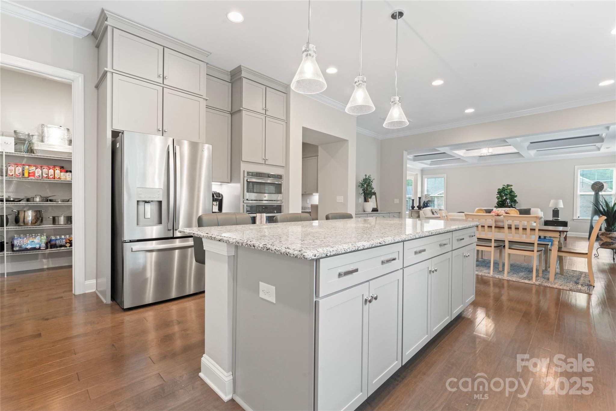 Fort Mill, South Carolina, 29707, United States, 5 Bedrooms Bedrooms, ,6 BathroomsBathrooms,Residential,For Sale,1982874