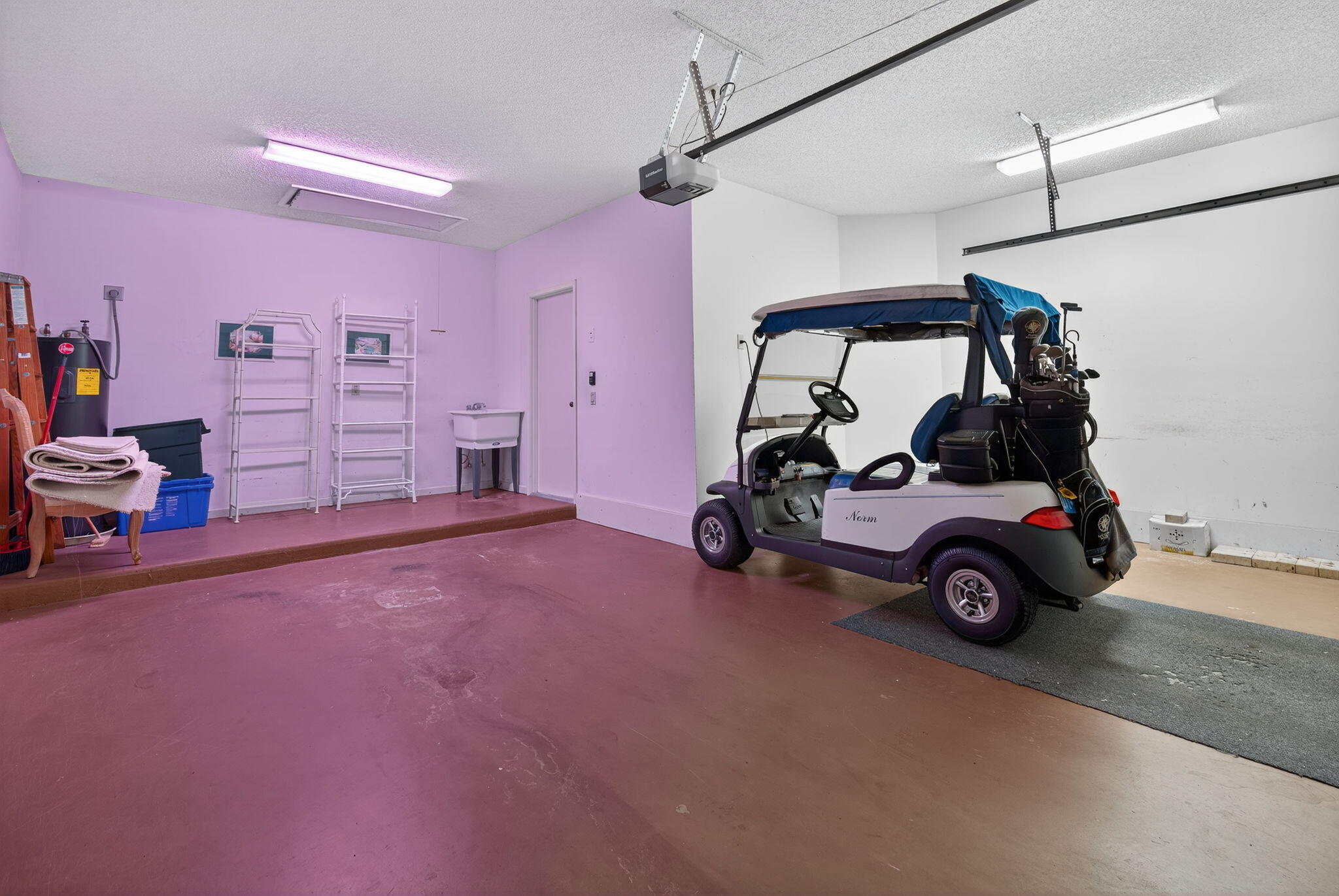 Stuart, Florida, 34997, United States, 3 Bedrooms Bedrooms, ,2 BathroomsBathrooms,Residential,For Sale,1954563