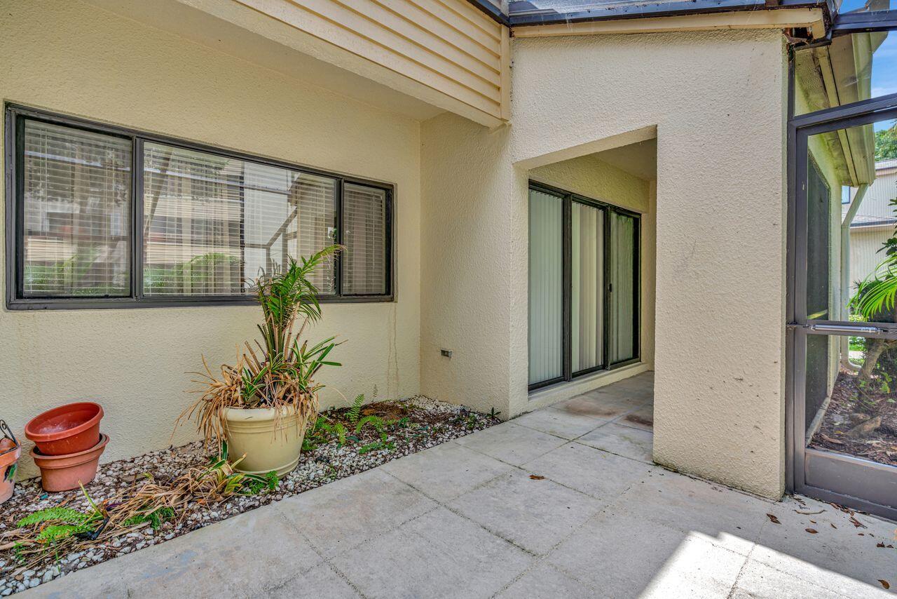 Juno Beach, Florida, 33408, United States, 3 Bedrooms Bedrooms, ,2 BathroomsBathrooms,Residential,For Sale,1761960