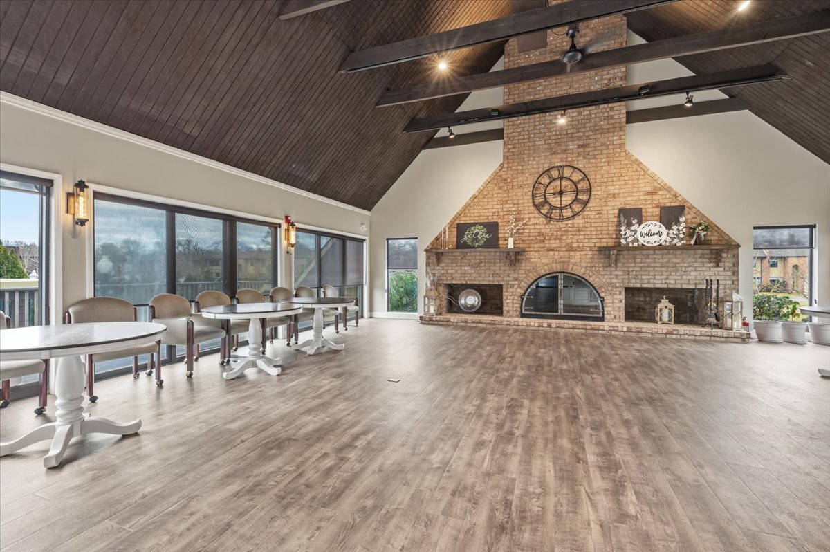 Massapequa Park, New York, 11762, United States, 2 Bedrooms Bedrooms, ,2 BathroomsBathrooms,Residential,For Sale,2008592