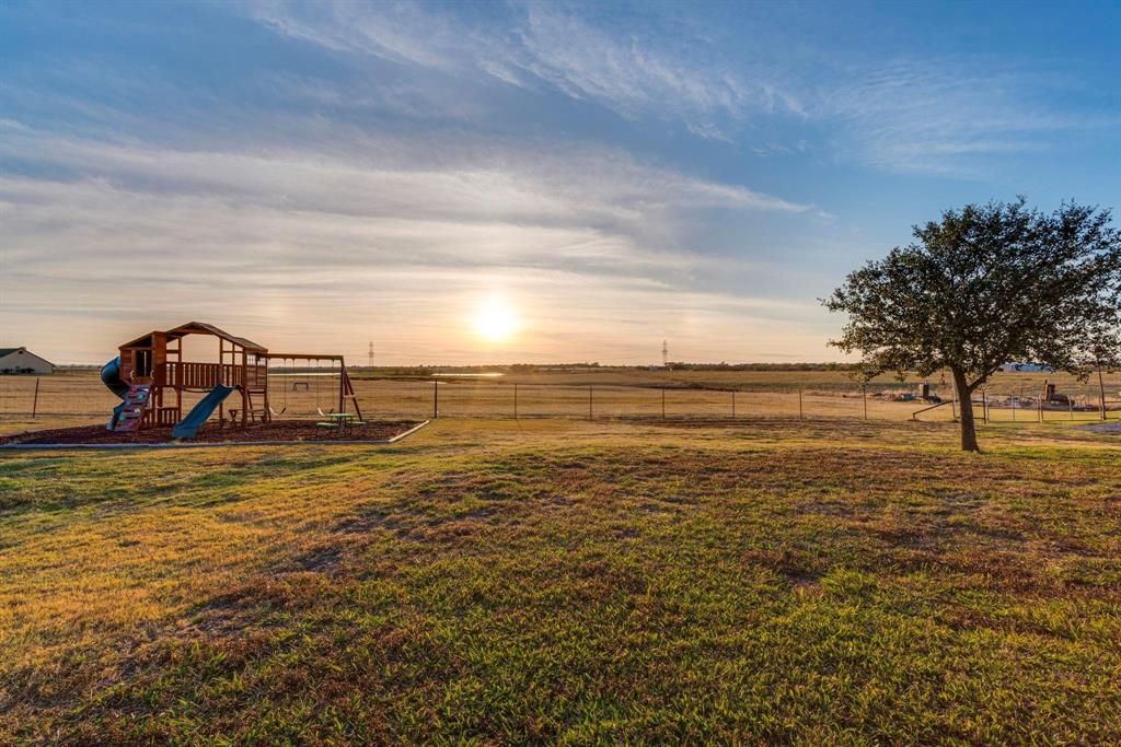 Midlothian, Texas, 76065, United States, 3 Bedrooms Bedrooms, ,3 BathroomsBathrooms,Residential,For Sale,1929128