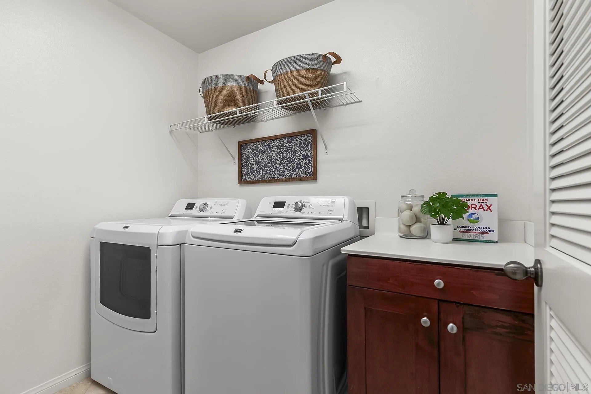 San Diego, California, 92106, United States, 2 Bedrooms Bedrooms, ,3 BathroomsBathrooms,Residential,For Sale,1919740