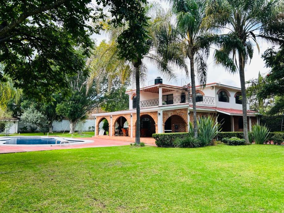 Linda Vista, Ixtlahuacán de los Membrillos, Jalisco, 45850, Mexico, 4 Bedrooms Bedrooms, ,2 BathroomsBathrooms,Residential,For Sale,Linda Vista,1619630