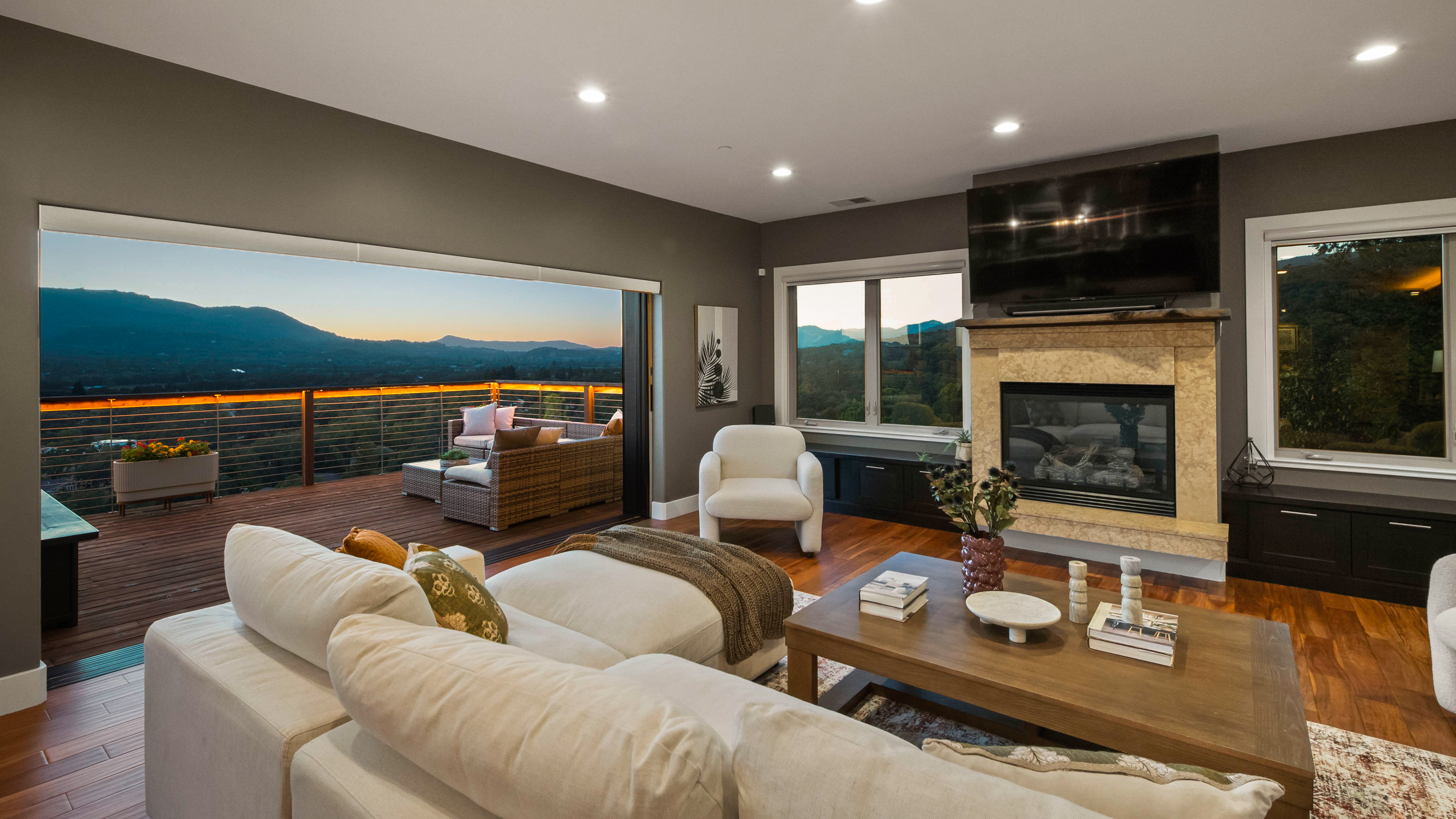  Panoramic Sonoma Views & Income-Producing ADU - 物件實景