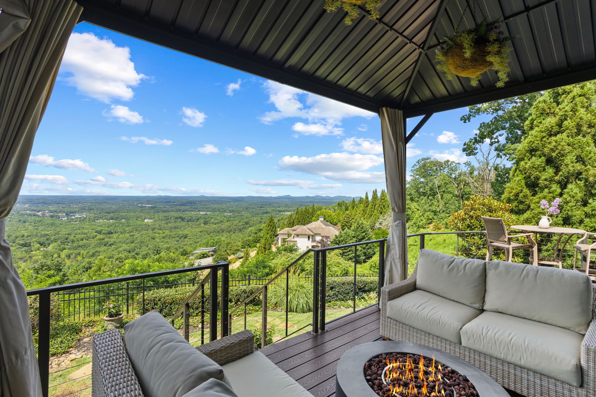  29 Grand Vista Drive, Greenville, SC 29609 - 物件實景