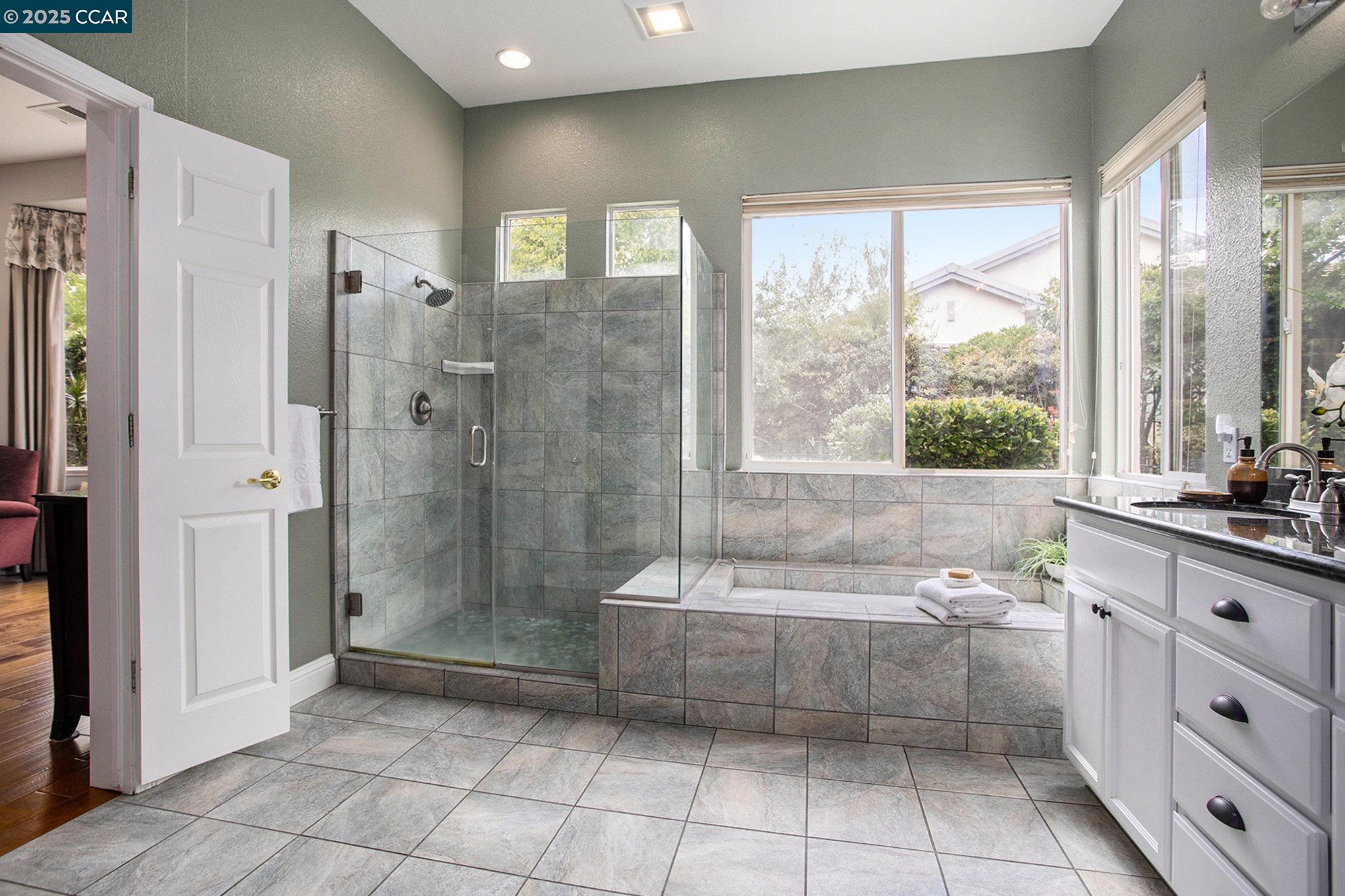 Brentwood, California, 94513, United States, 2 Bedrooms Bedrooms, ,2 BathroomsBathrooms,Residential,For Sale,1950849