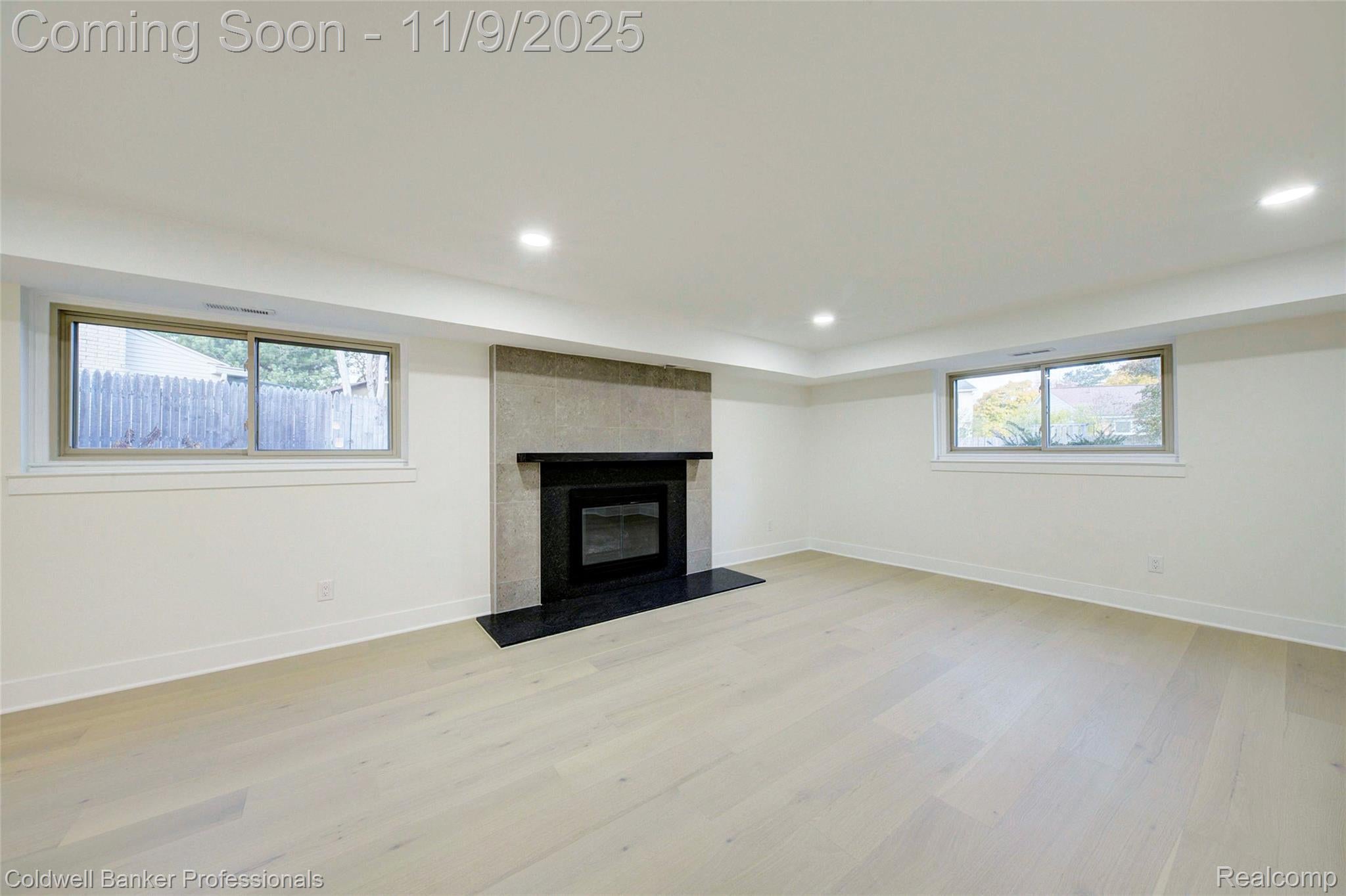 Troy, Michigan, 48085, United States, 4 Bedrooms Bedrooms, ,2 BathroomsBathrooms,Residential,For Sale,1989080