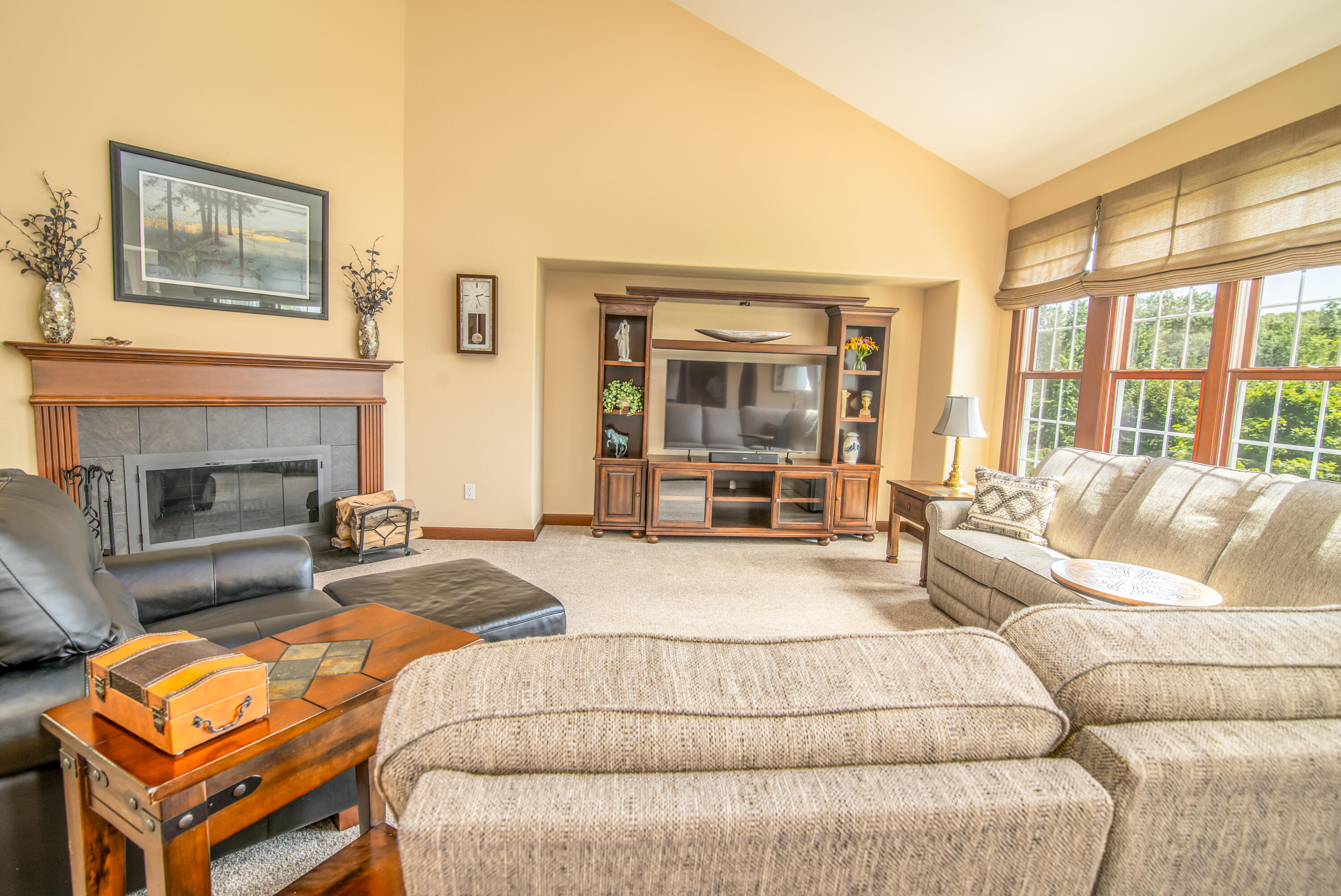 Theresa, Wisconsin, 53091, United States, 5 Bedrooms Bedrooms, ,4 BathroomsBathrooms,Residential,For Sale,1902017