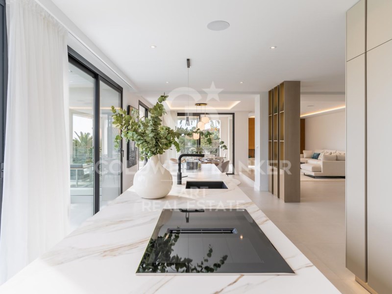 Marbella, Andalusia, ES, 4 Bedrooms Bedrooms, ,4 BathroomsBathrooms,Residential,For Sale,1793711