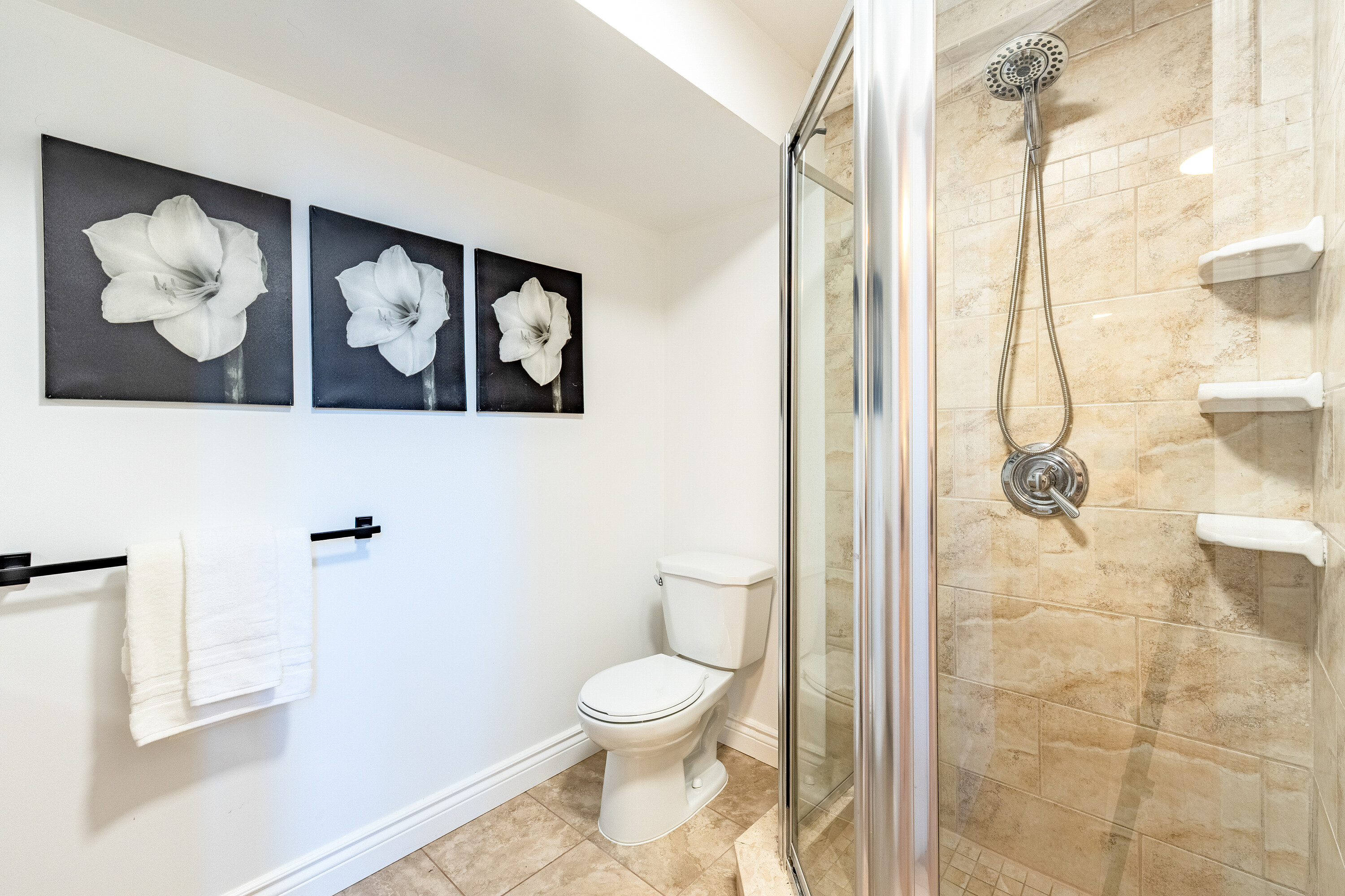  Raised Bungalow with Pool - 物件實景