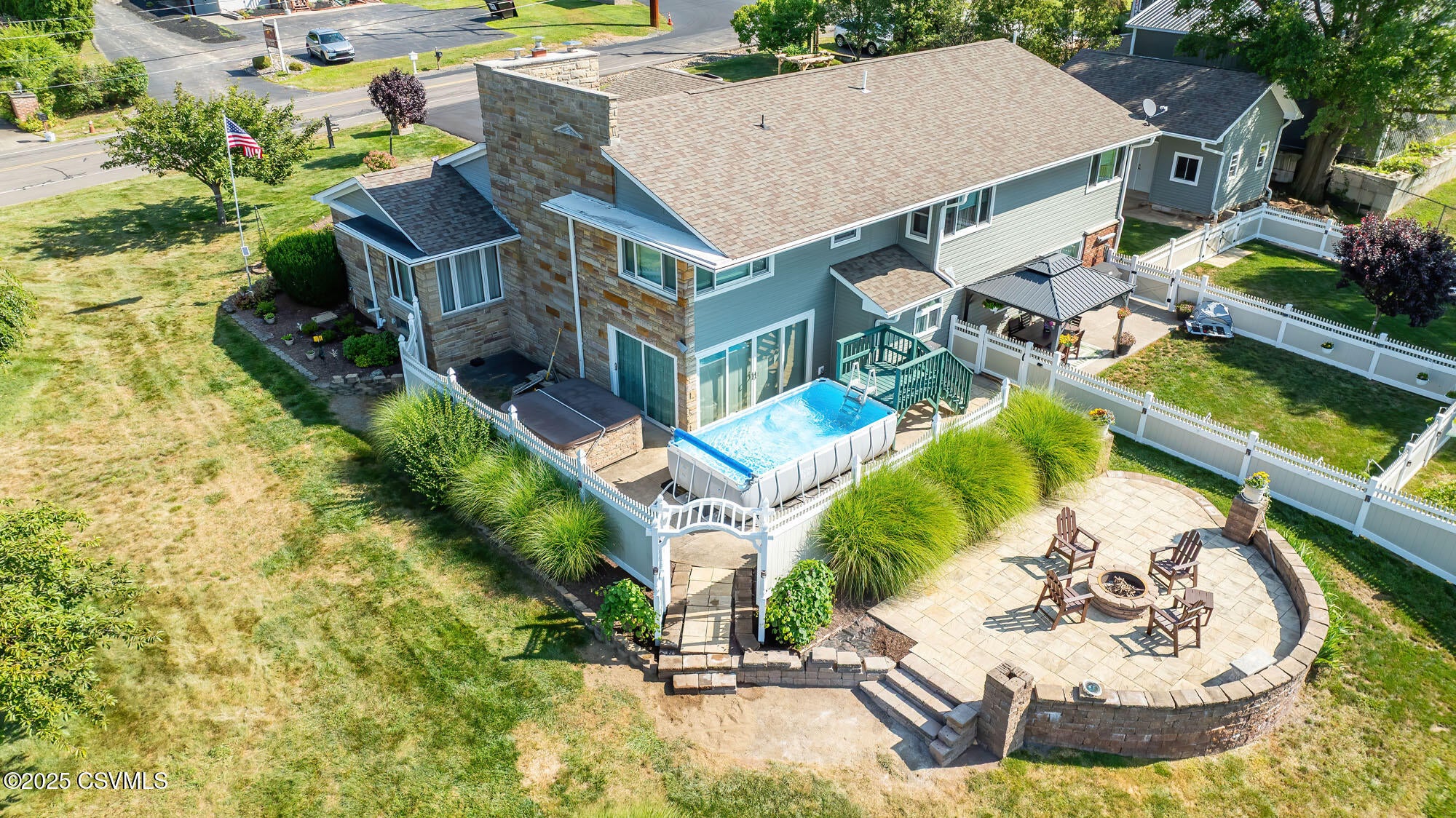 Berwick, Pennsylvania, 18603, United States, 4 Bedrooms Bedrooms, ,3 BathroomsBathrooms,Residential,For Sale,1979458