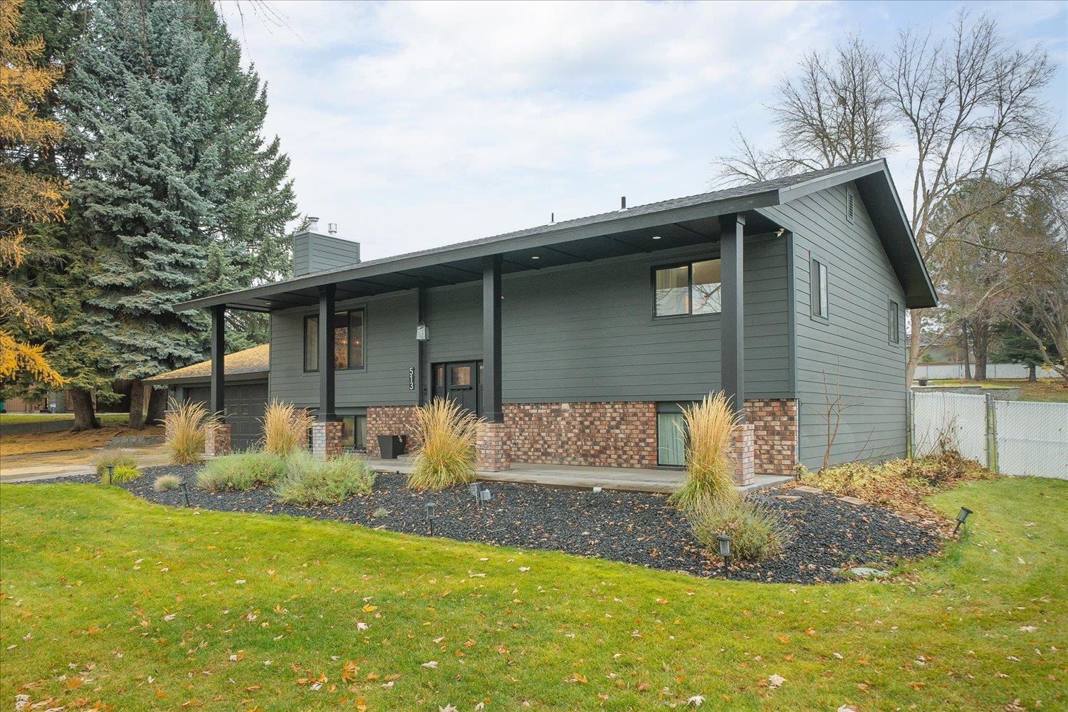 Colbert, Washington, 99005, United States, 5 Bedrooms Bedrooms, ,3 BathroomsBathrooms,Residential,For Sale,1998044