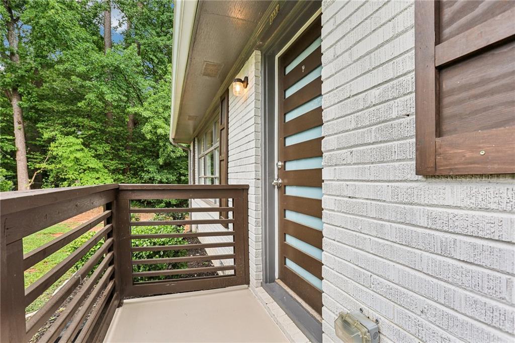 Decatur, Georgia, 30033, United States, 3 Bedrooms Bedrooms, ,2 BathroomsBathrooms,Residential,For Sale,1895989