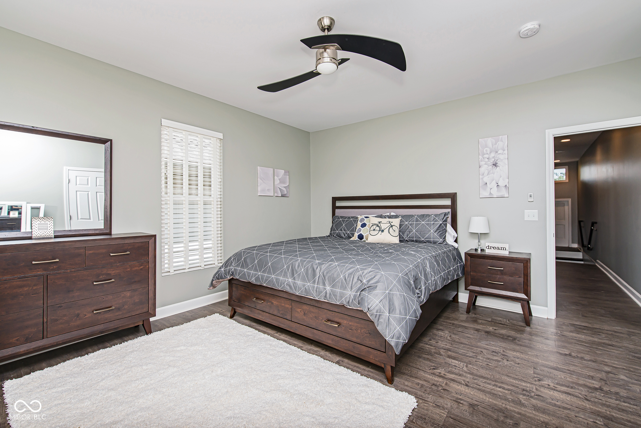 Indianapolis, Indiana, 46202, United States, ,Residential,For Sale,1878376