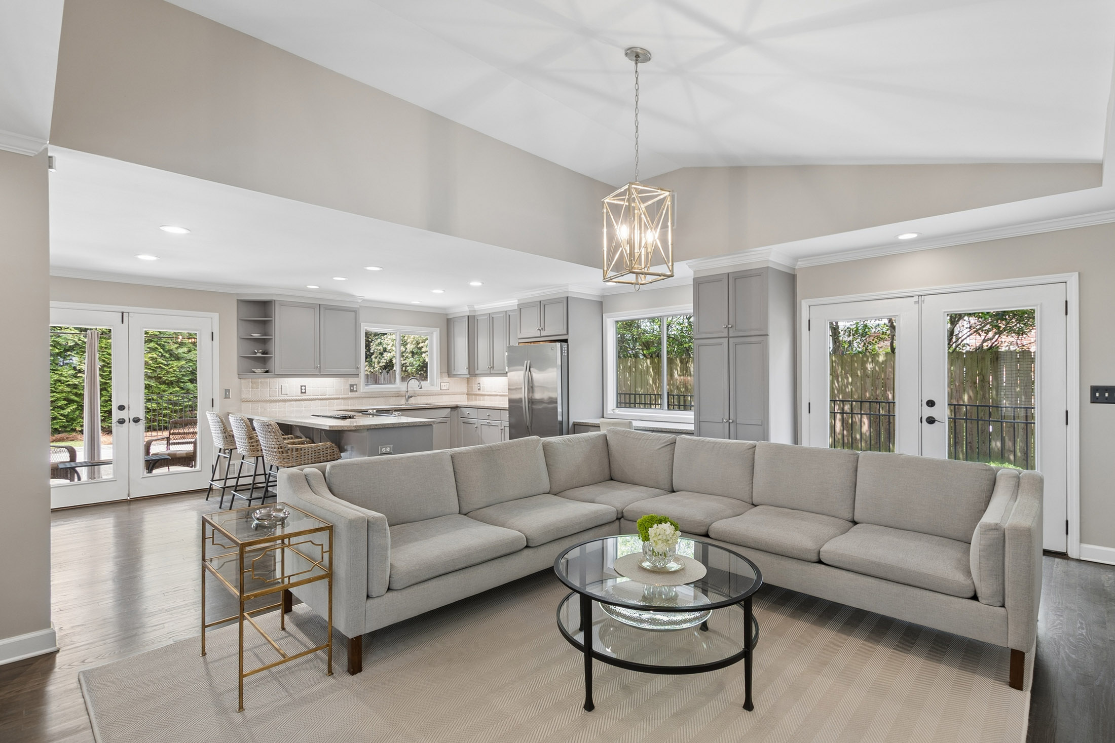  Updated Mid-Century Modern in Dunwoody North Driving Club - 物件實景