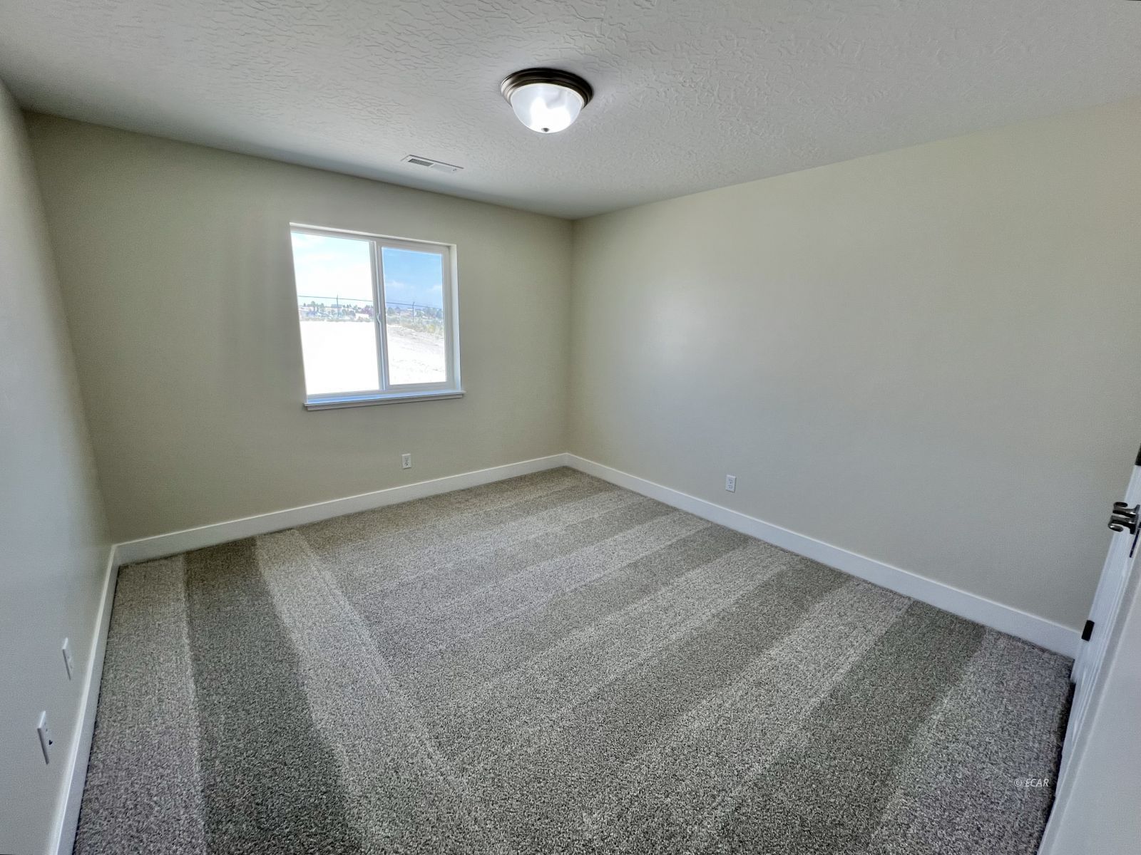 Elko, Nevada, 89801, United States, 4 Bedrooms Bedrooms, ,2 BathroomsBathrooms,Residential,For Sale,1699983
