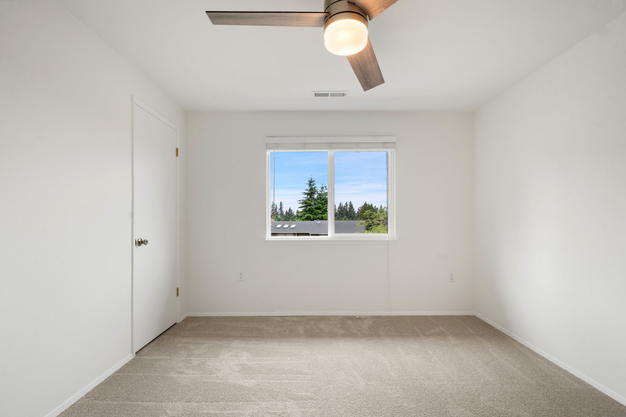  4517 166th Place NE, Redmond, WA 98052 - 物件實景