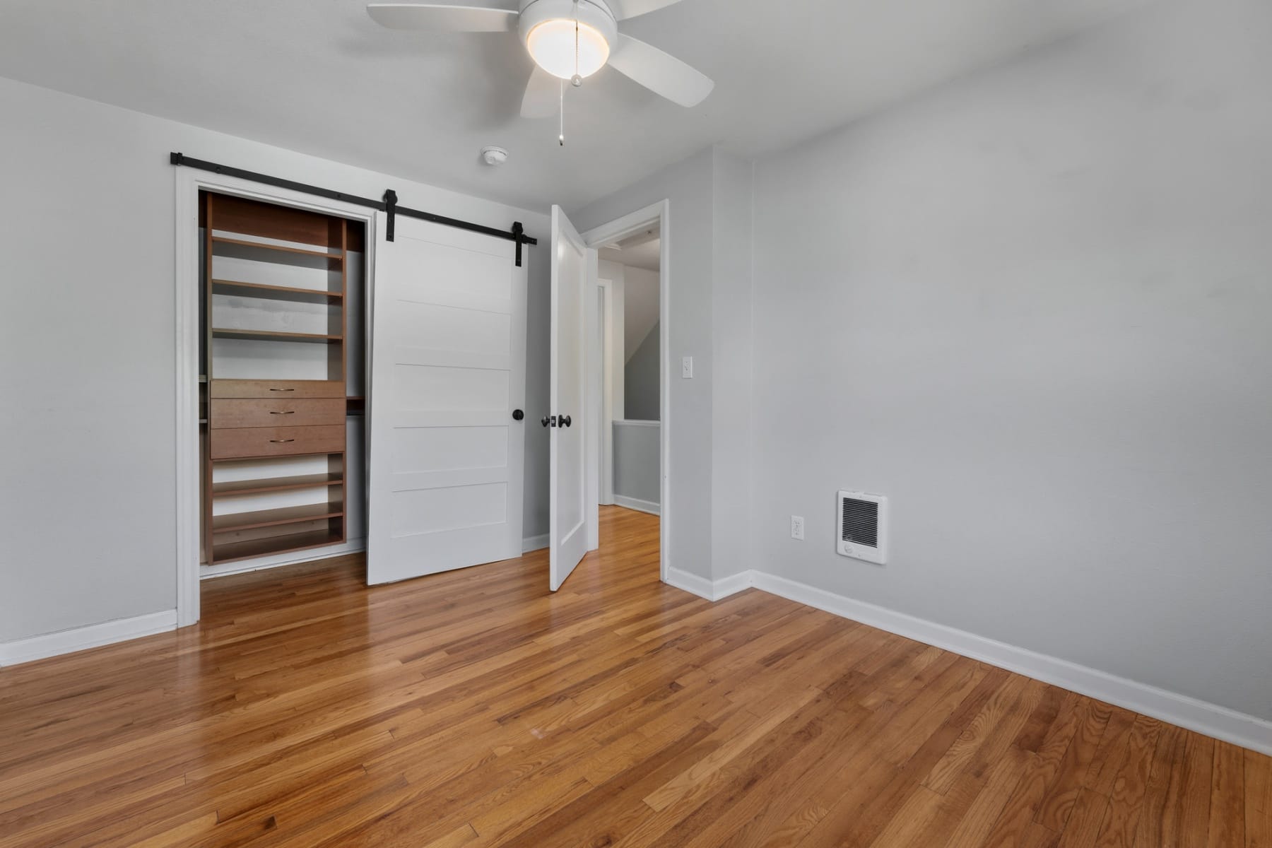  2555 NW SAVIER ST #9 Portland, OR 97210 - 物件實景