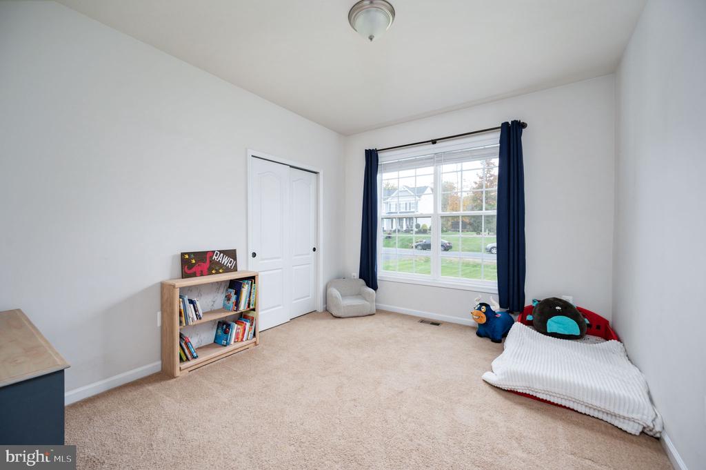 Fredericksburg, Virginia, 22406, United States, 5 Bedrooms Bedrooms, ,4 BathroomsBathrooms,Residential,For Sale,2005971