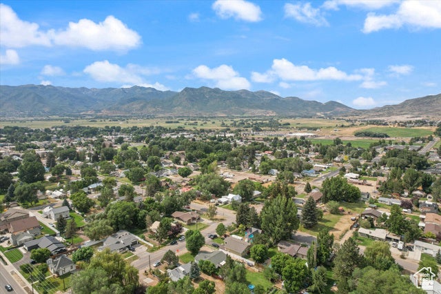Heber City, Utah, 84032, United States, 5 Bedrooms Bedrooms, ,2 BathroomsBathrooms,Residential,For Sale,1904348