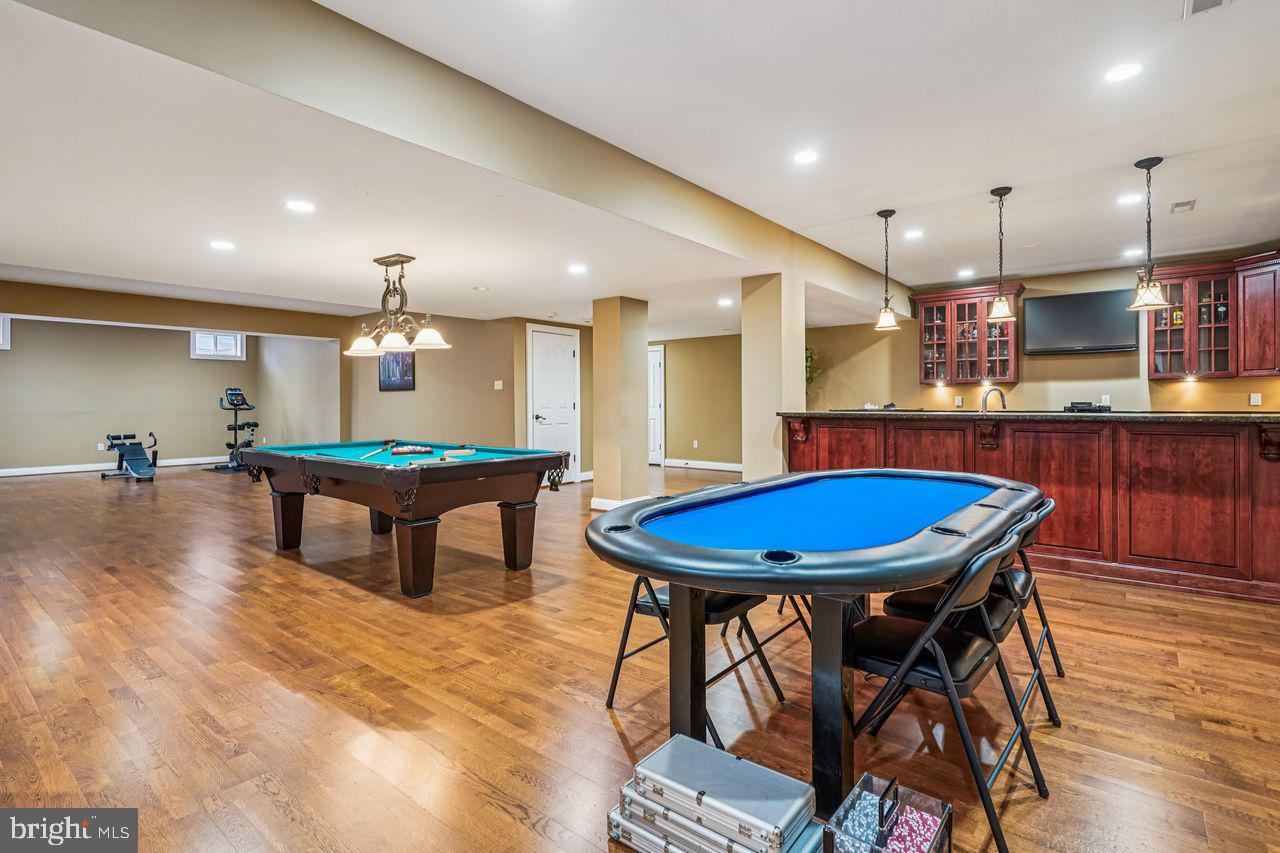 North Bethesda, Maryland, 20852, United States, 5 Bedrooms Bedrooms, ,5 BathroomsBathrooms,Residential,For Sale,1991971