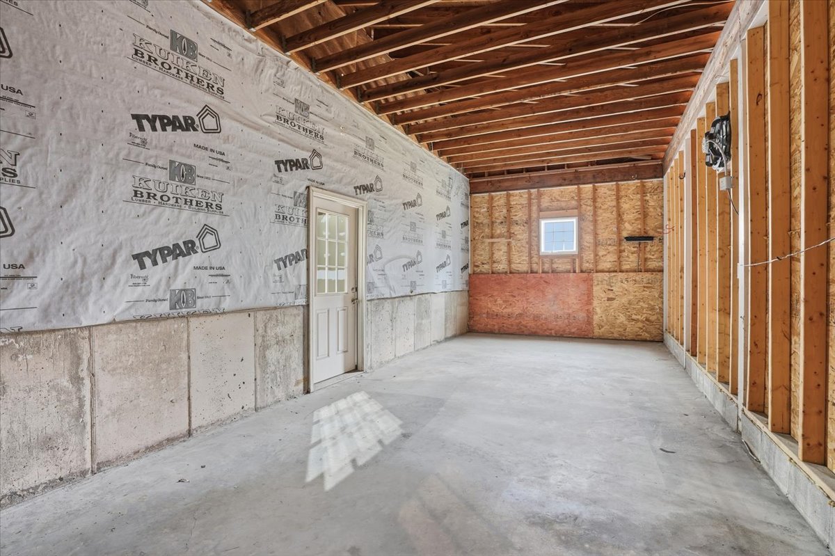 Milford, Pennsylvania, 18337, United States, 4 Bedrooms Bedrooms, ,3 BathroomsBathrooms,Residential,For Sale,2013781