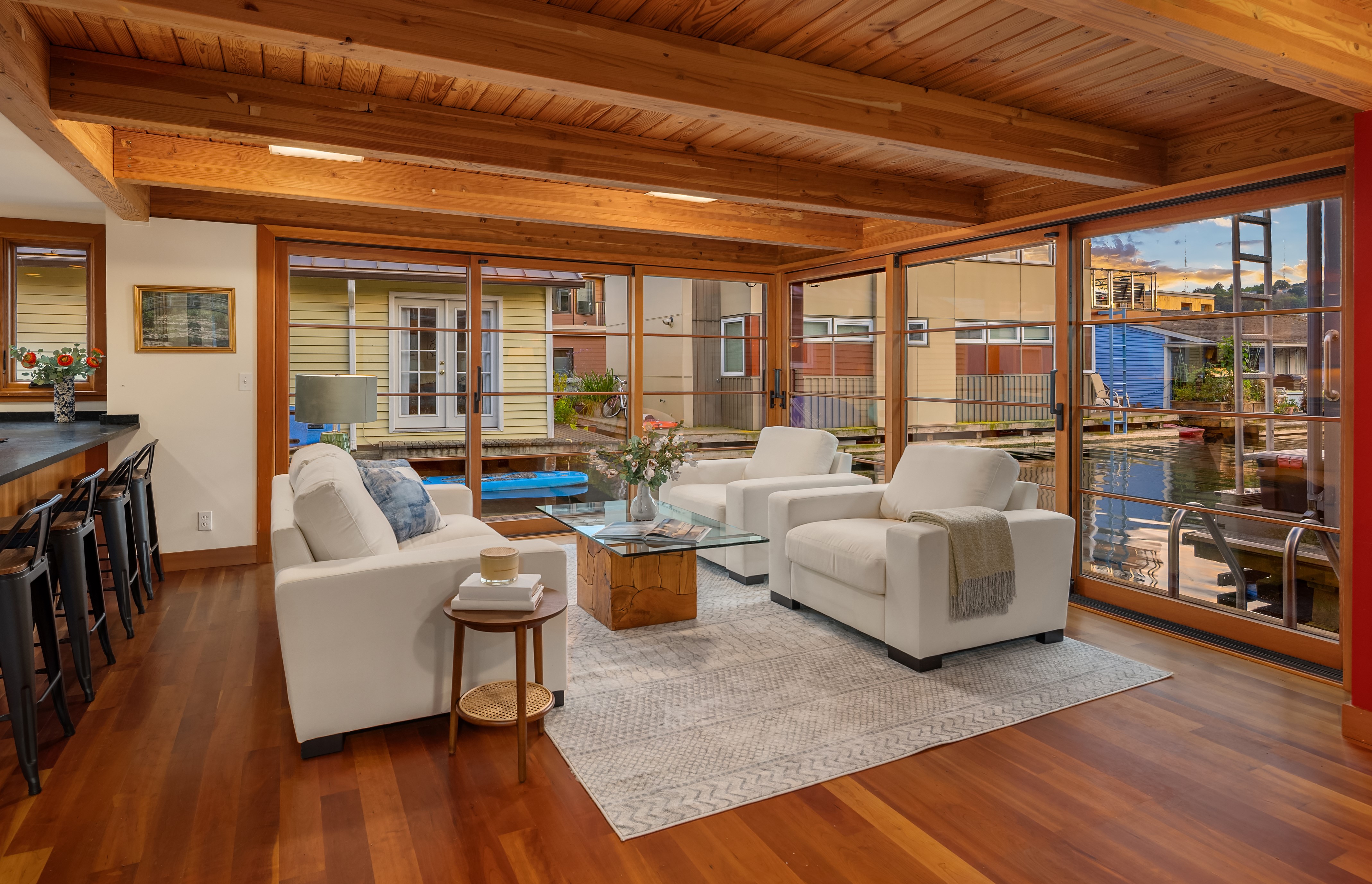 2339 Fairview Ave E #L, Seattle, WA 98102 - 物件實景