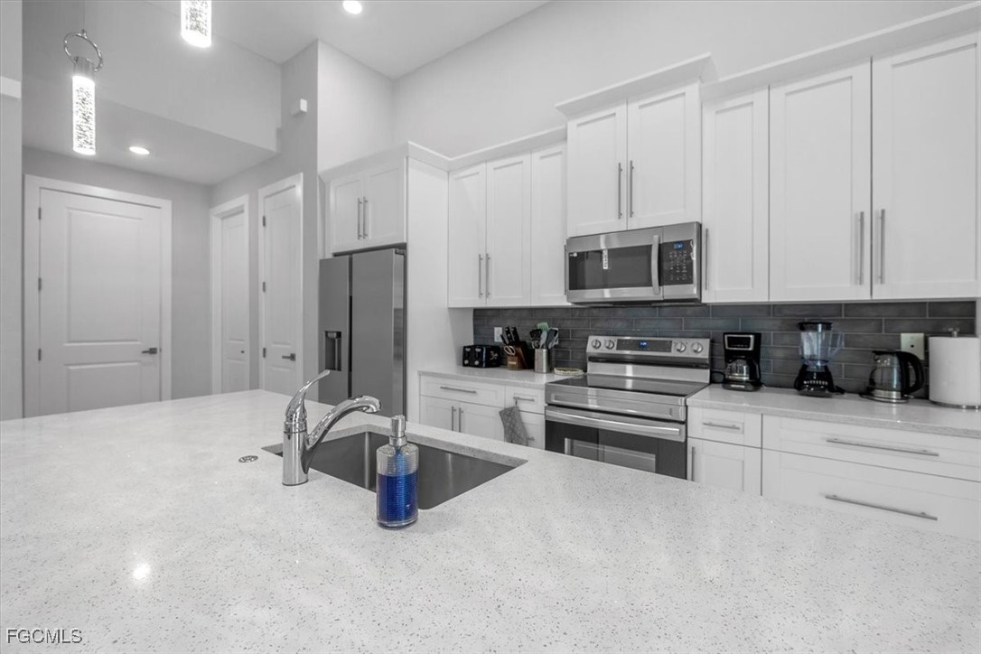 Cape Coral, Florida, 33914, United States, 3 Bedrooms Bedrooms, ,2 BathroomsBathrooms,Residential,For Sale,2007563