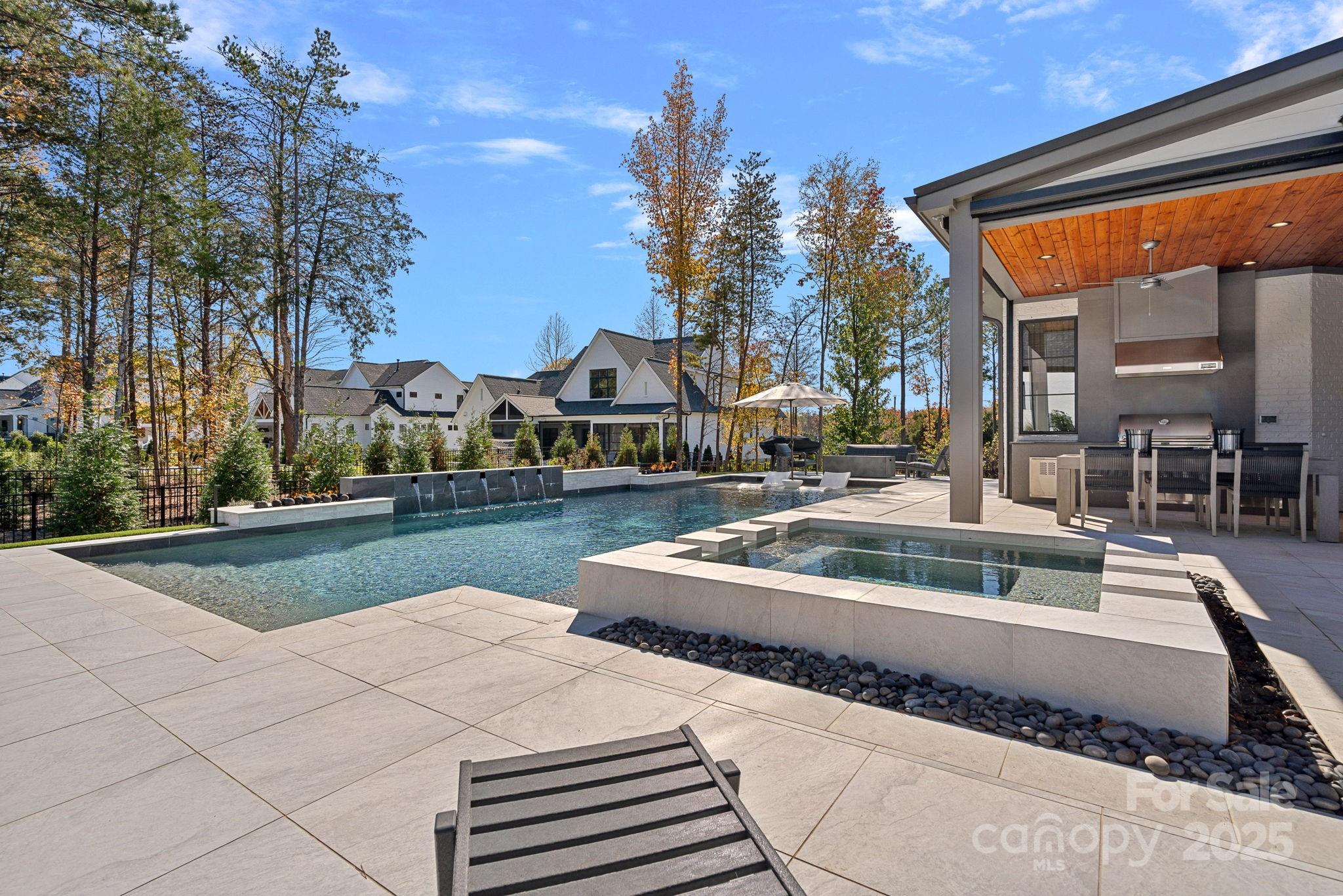 Davidson, North Carolina, 28036, United States, 5 Bedrooms Bedrooms, ,7 BathroomsBathrooms,Residential,For Sale,1989460