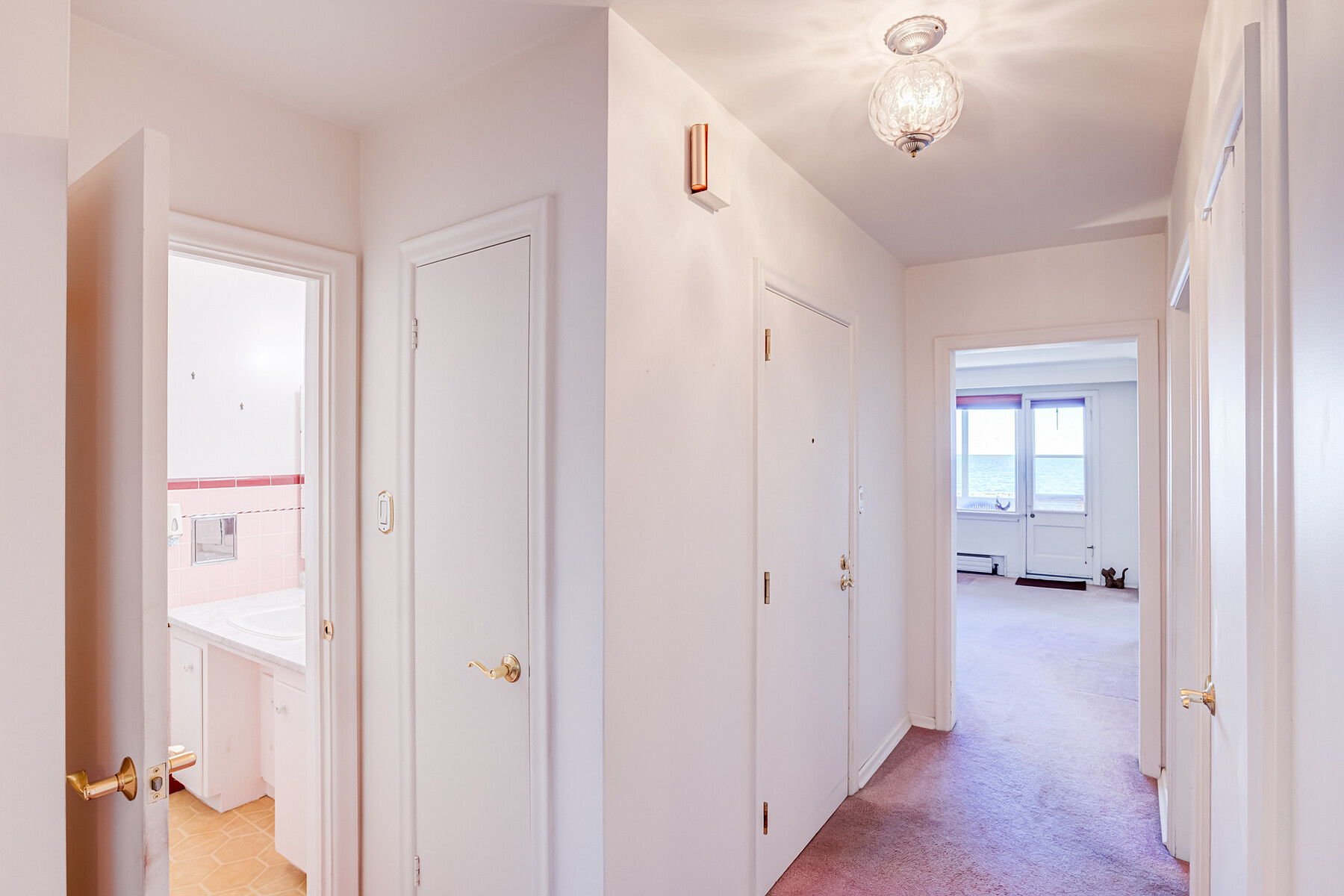  Modern Detached Duplex - 物件實景