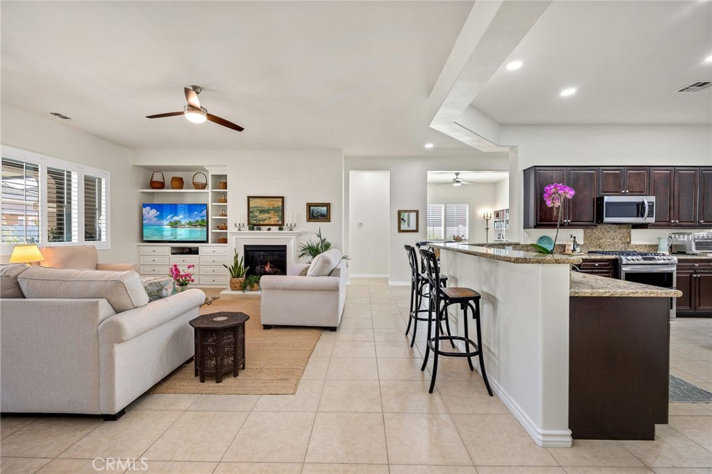 Hemet, California, 92545, United States, 2 Bedrooms Bedrooms, ,3 BathroomsBathrooms,Residential,For Sale,2034070
