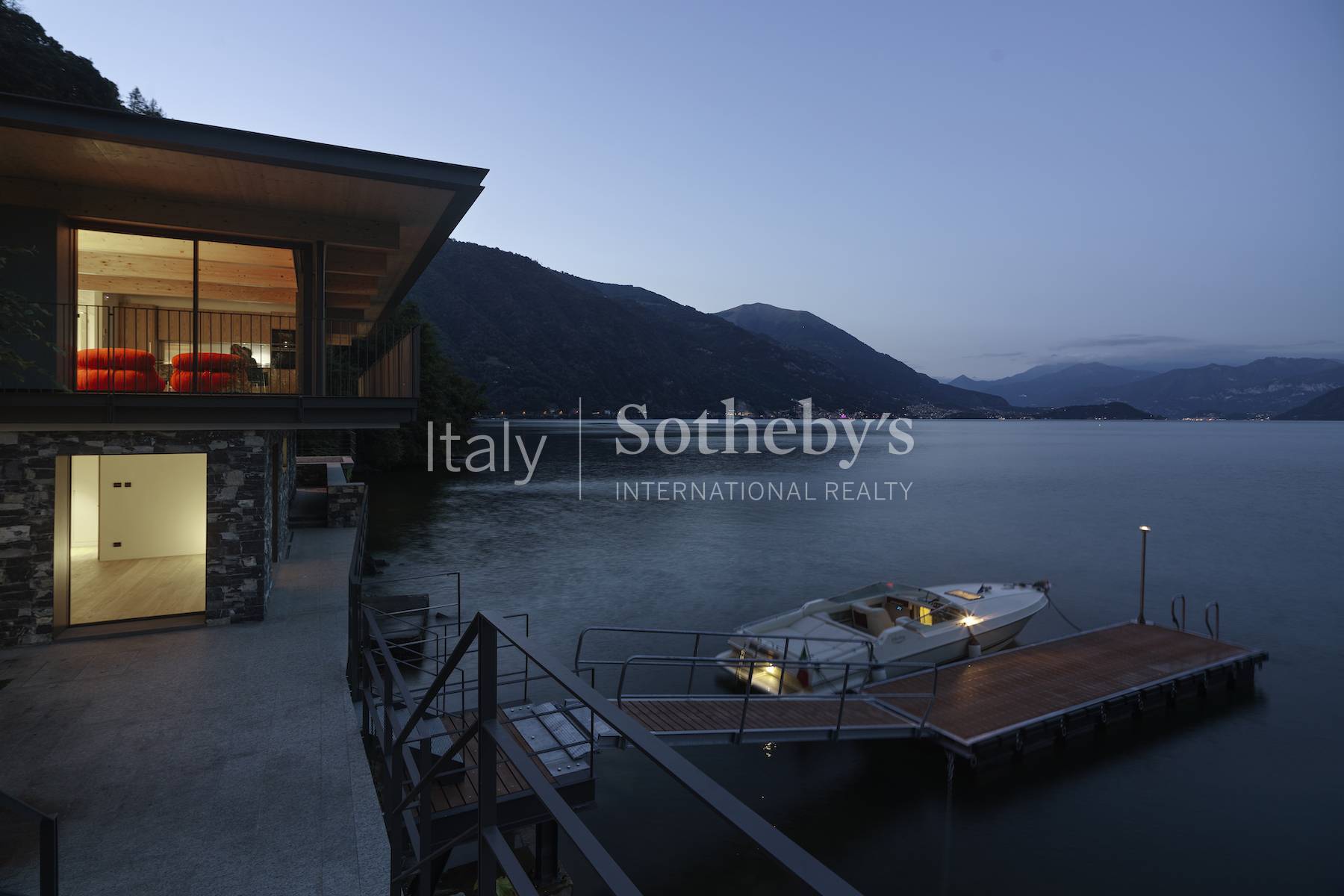  Incredible newly built villa with enchanting lake view - 物件實景