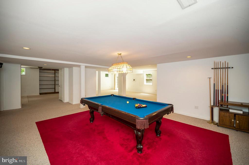 Stafford, Virginia, 22554, United States, 5 Bedrooms Bedrooms, ,4 BathroomsBathrooms,Residential,For Sale,1938309