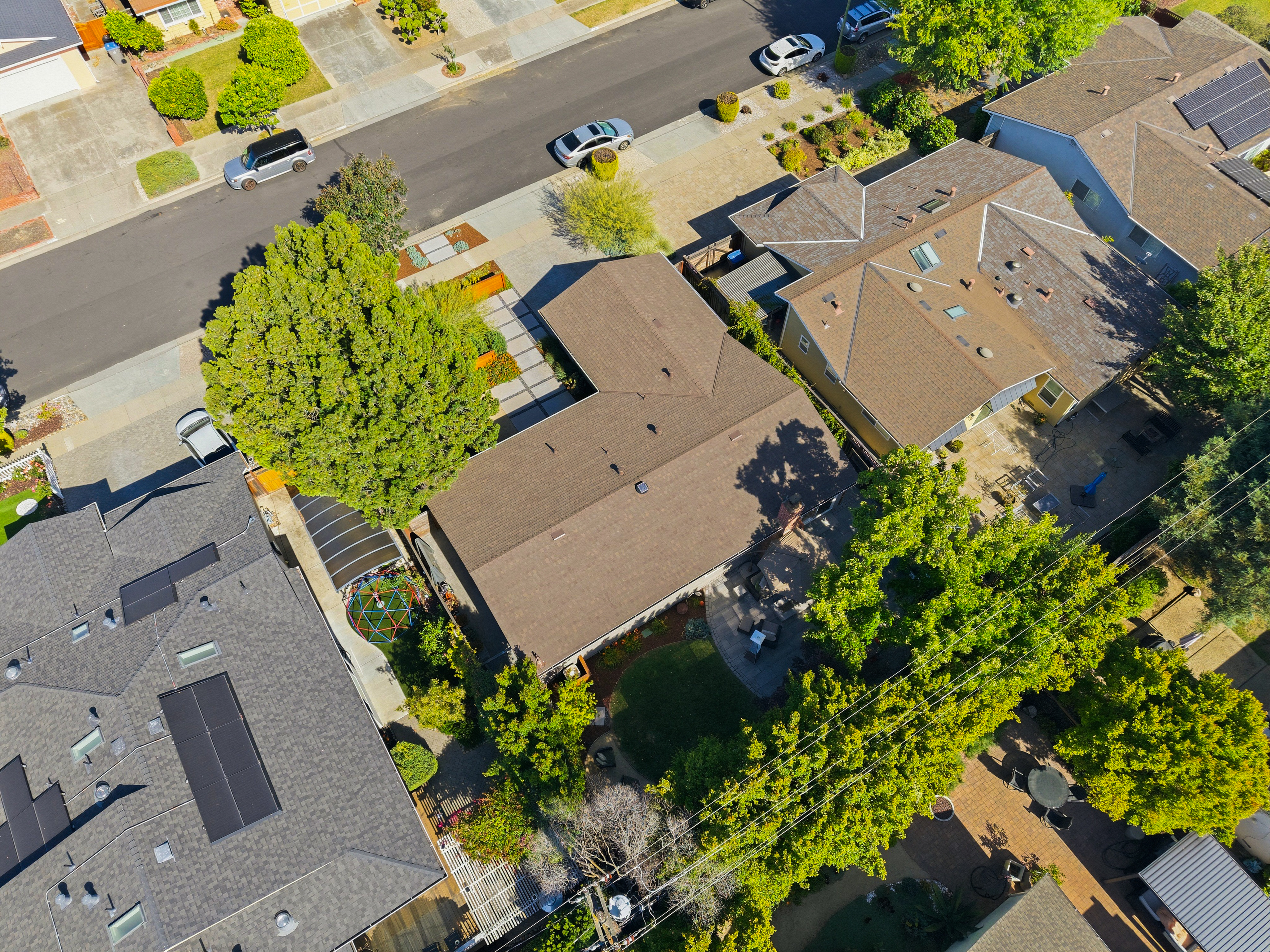 Private, Stylishly Updated Home in Prime Cambrian Location - 物件實景